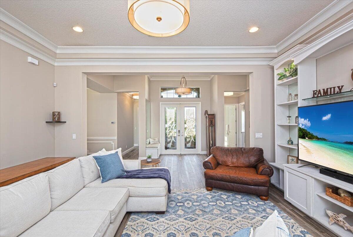 11400 SW Hillcrest Circle, Port St. Lucie, FL 34987 — photo 10 of 101