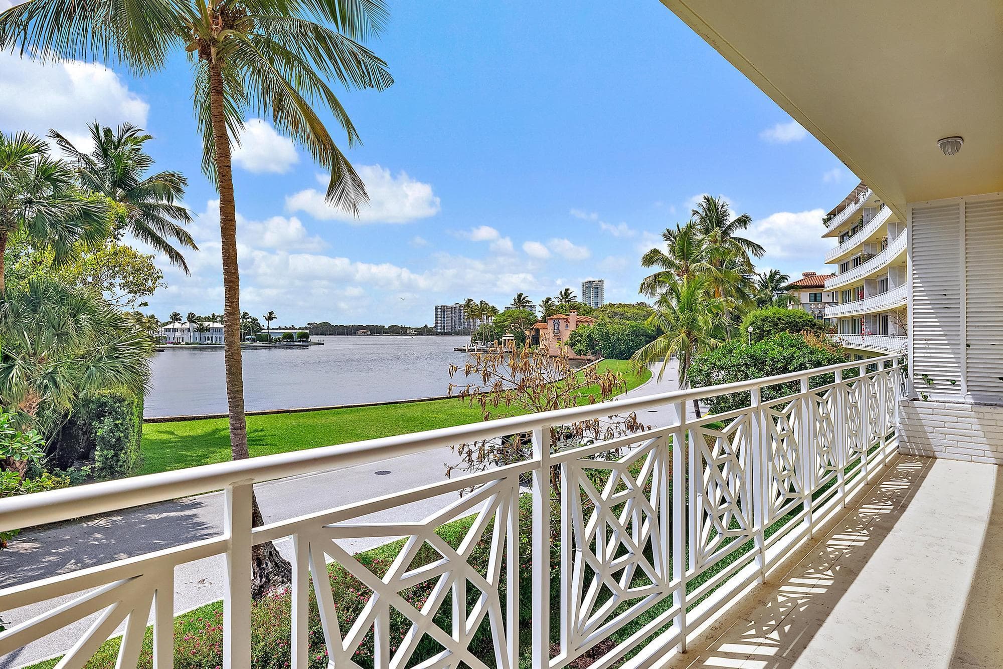 425 Worth Avenue 2f, Palm Beach, FL 33480 — photo 2 of 42