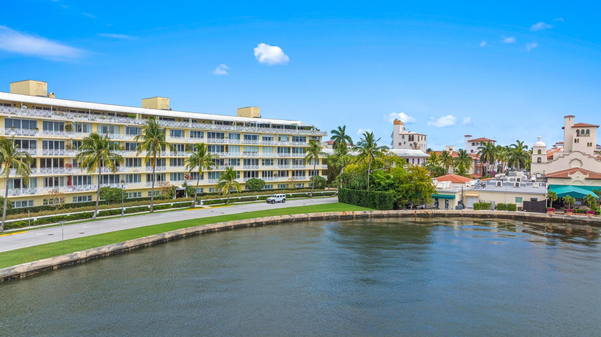 425 Worth Avenue 2f, Palm Beach, FL 33480 — photo 37 of 42