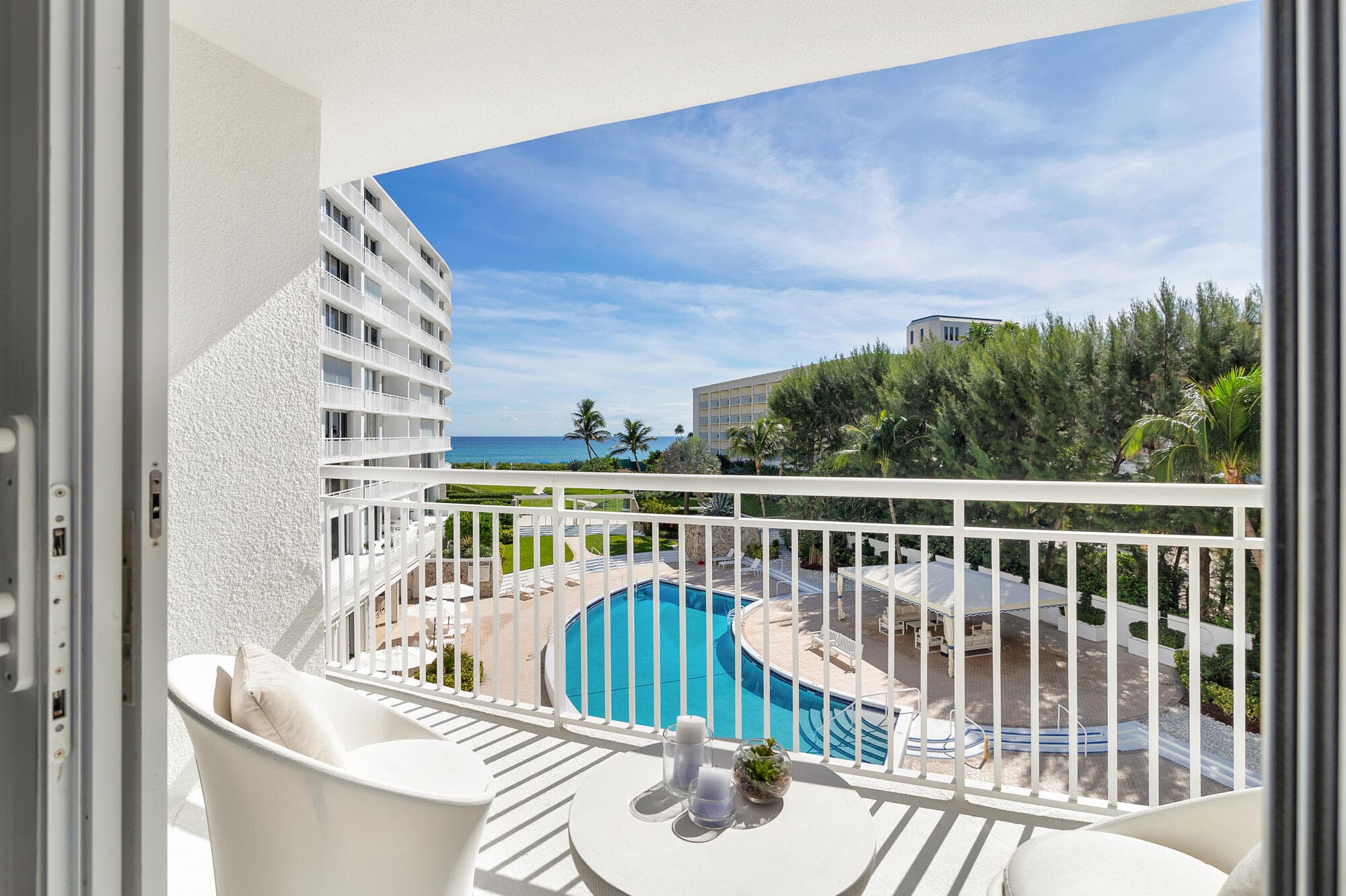 2780 S Ocean Boulevard 311, Palm Beach, FL 33480 — photo 1 of 24