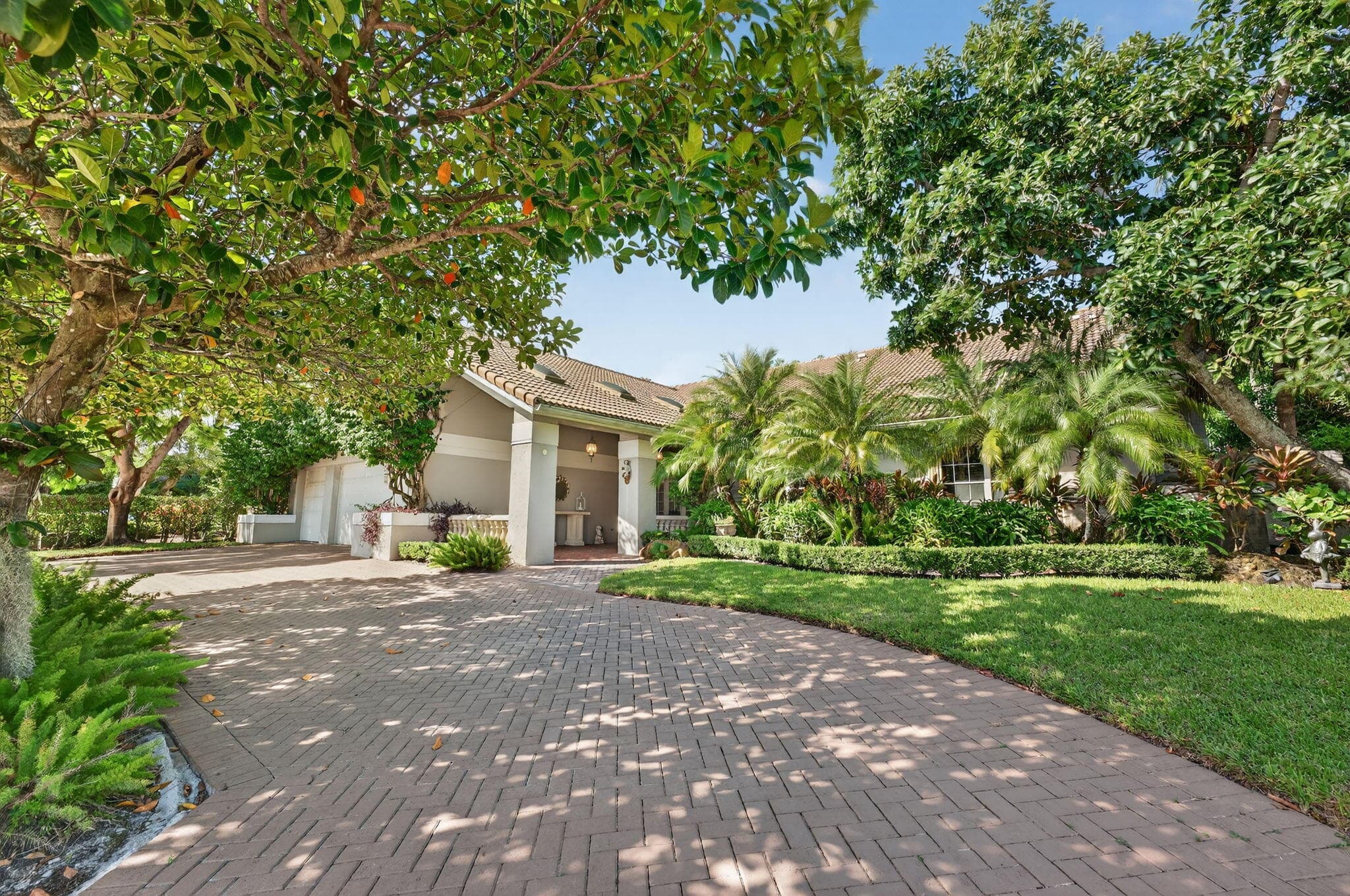 7205 Mandarin Drive, Boca Raton, FL 33433 — photo 1 of 71