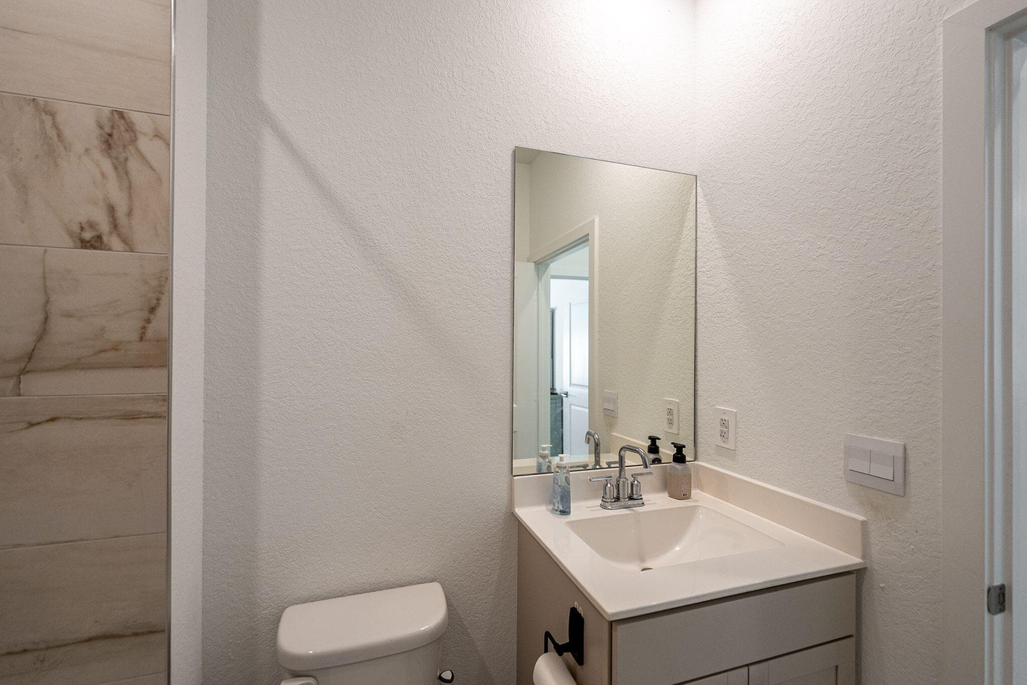 6016 SE Se Violet Ln Lane, Stuart, FL 34997 — photo 16 of 33