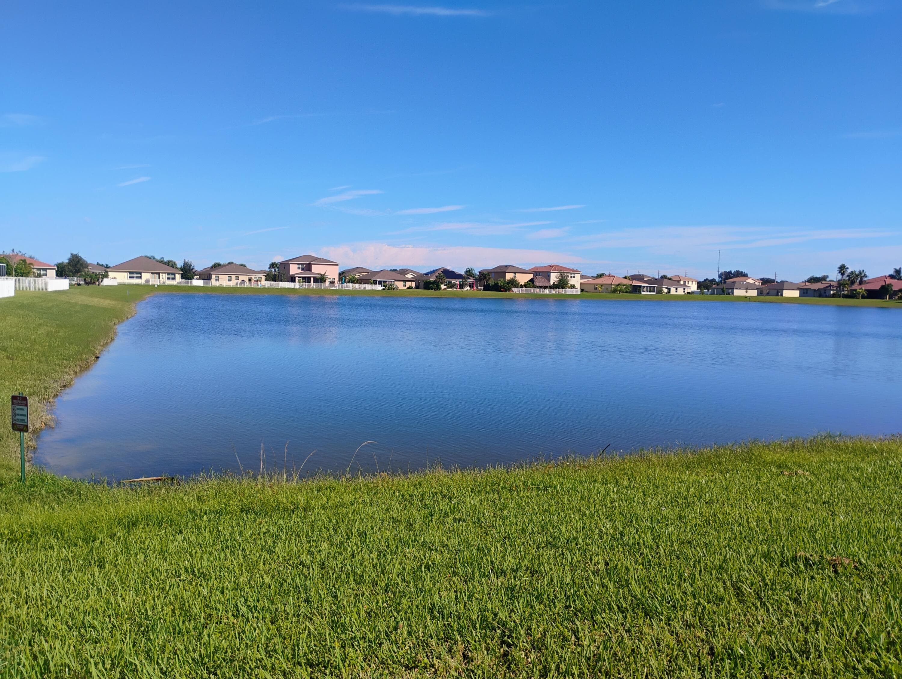 885 Bent Creek Drive, Fort Pierce, FL 34947 — photo 6 of 25