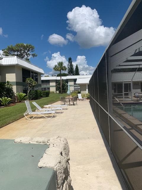 2302 Sunrise Boulevard 204, Fort Pierce, FL 34982 — photo 3 of 27
