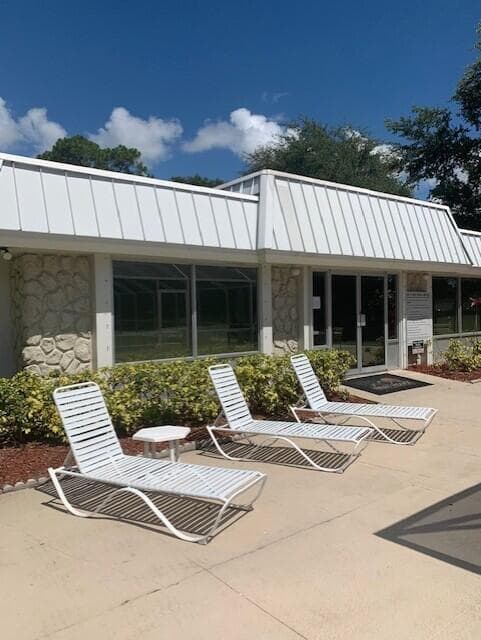 2302 Sunrise Boulevard 204, Fort Pierce, FL 34982 — photo 24 of 27