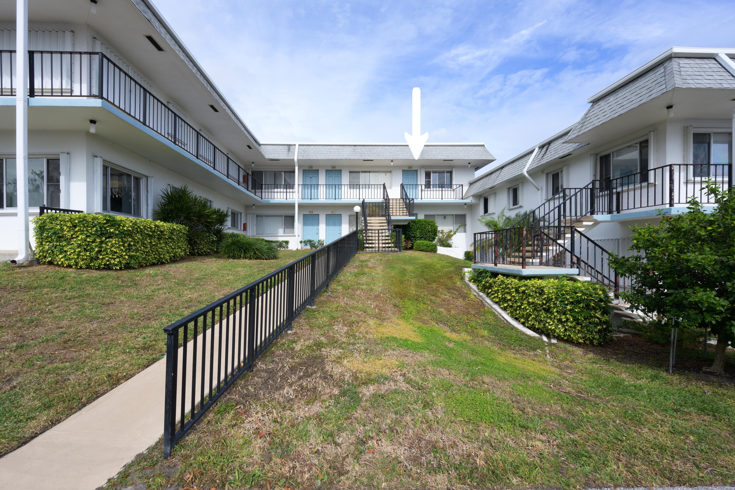 3402 Cynthia Lane 208, Lake Worth Beach, FL 33461 — photo 17 of 24