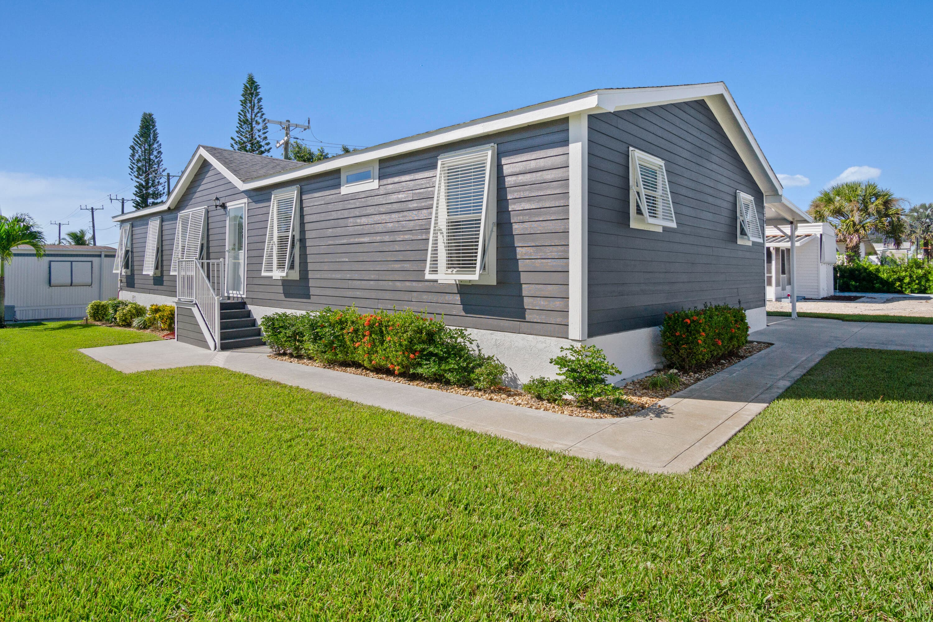 8328 SE Swan Avenue, Hobe Sound, FL 33455 — photo 2 of 36