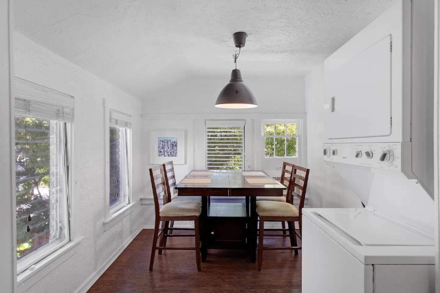 204 S M Street Upstairs Unit, Lake Worth Beach, FL 33460 — photo 5 of 11