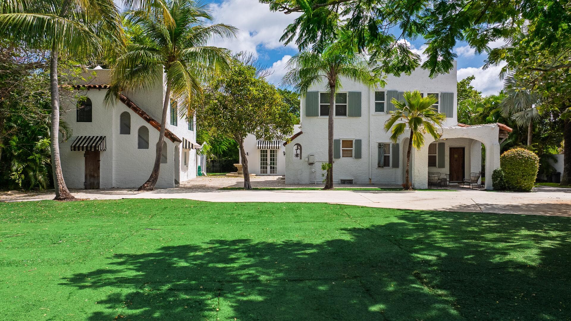 717 Forest Hill Boulevard, West Palm Beach, FL 33405 — photo 1 of 71