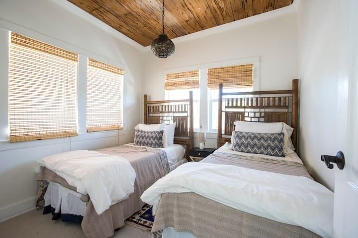 717 Forest Hill Boulevard, West Palm Beach, FL 33405 — photo 60 of 71