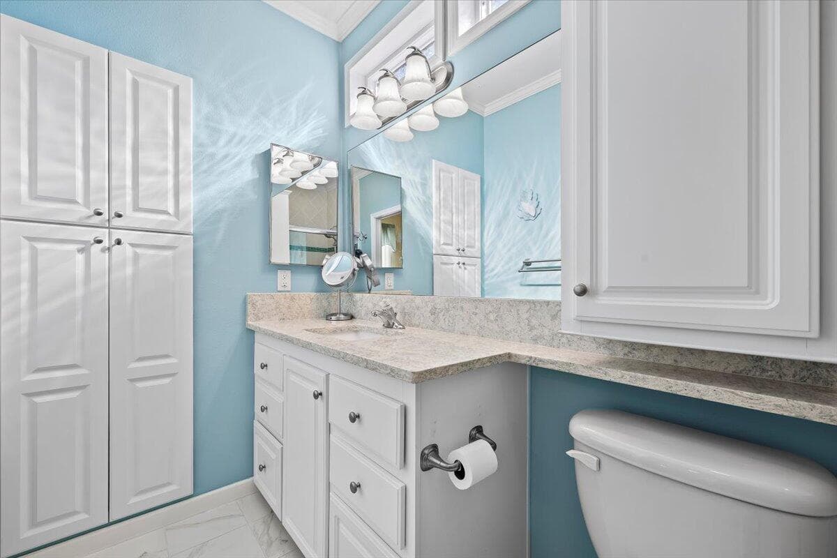 10701 S Ocean Drive 827, Jensen Beach, FL 34957 — photo 33 of 71