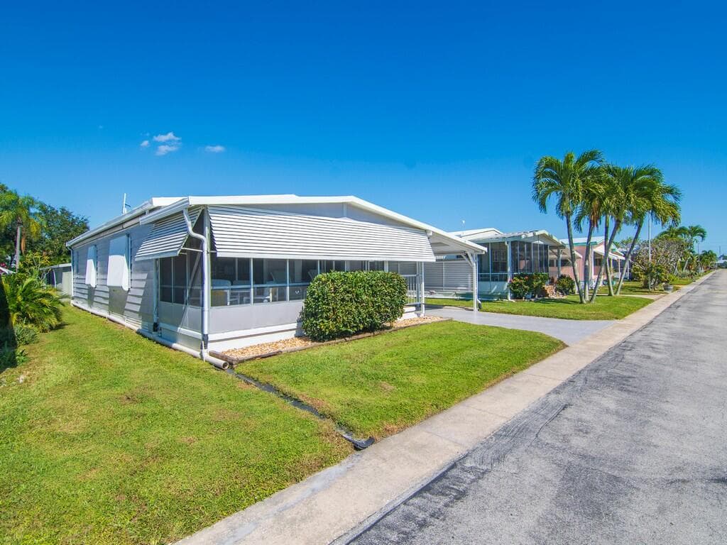 4800 SE Federal Highway Highway 76, Stuart, FL 34997 — photo 6 of 32