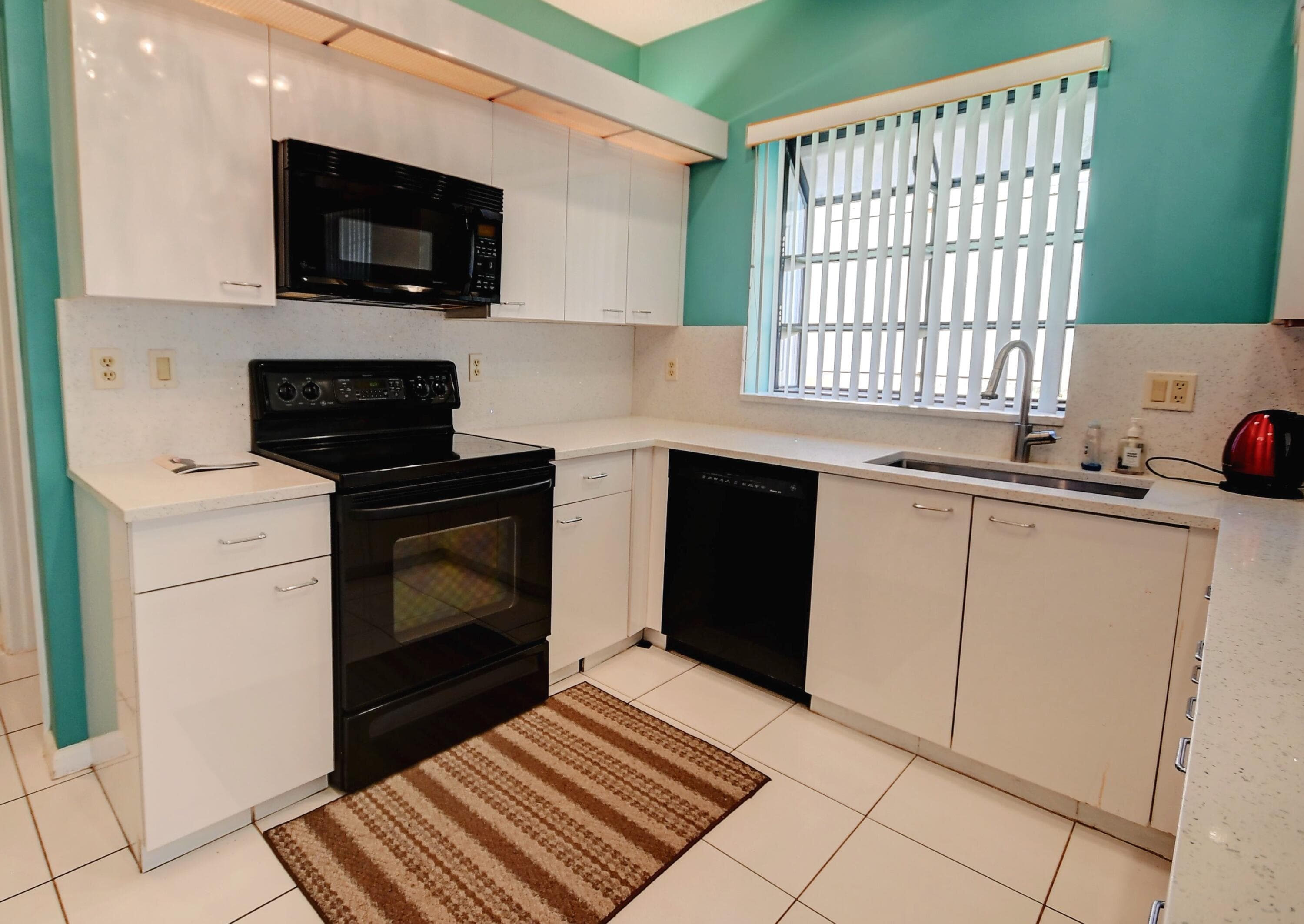 19356 Cherry Hills Terrace, Boca Raton, FL 33498 — photo 4 of 22