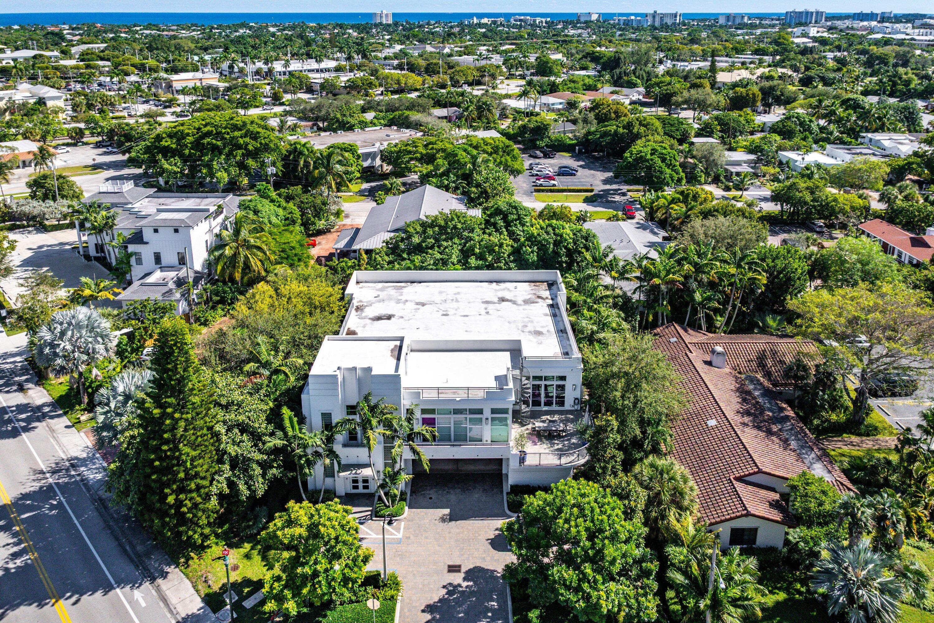 226 Palm Court, Delray Beach, FL 33444 — photo 3 of 82
