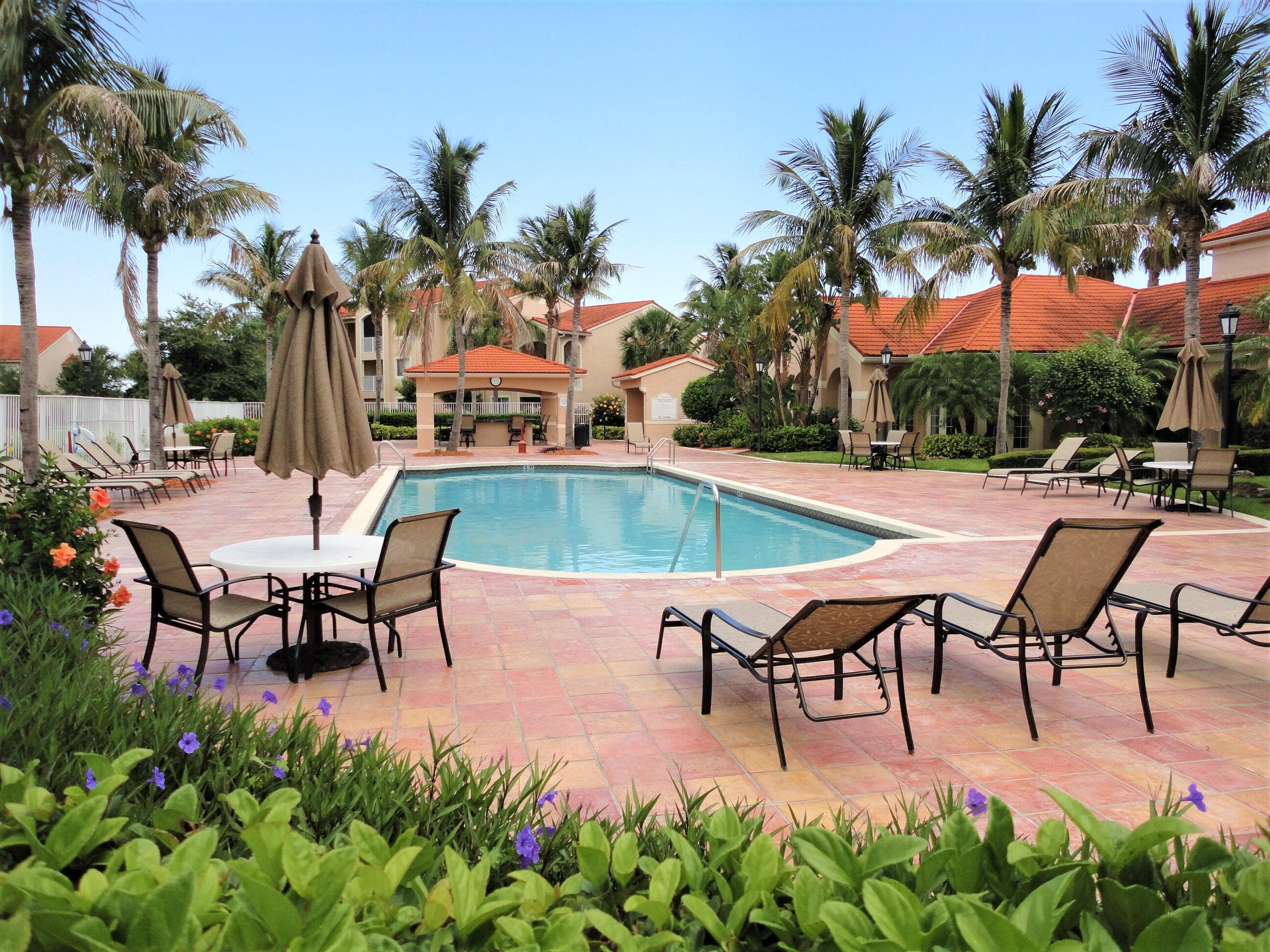 1650 N 42nd Circle 206, Vero Beach, FL 32967 — photo 45 of 54