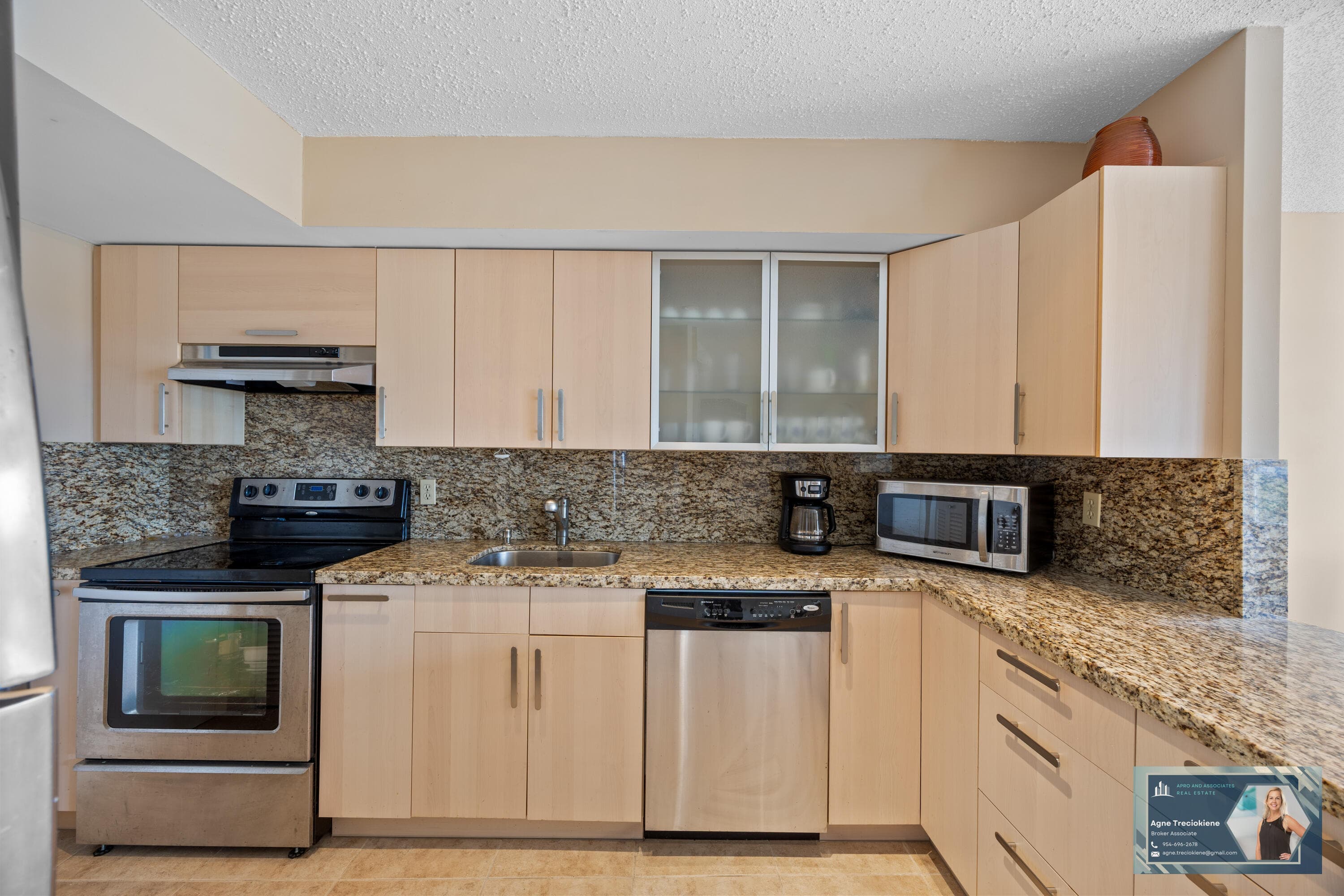 300 Diplomat Parkway 607, Hallandale Beach, FL 33009 — photo 1 of 45
