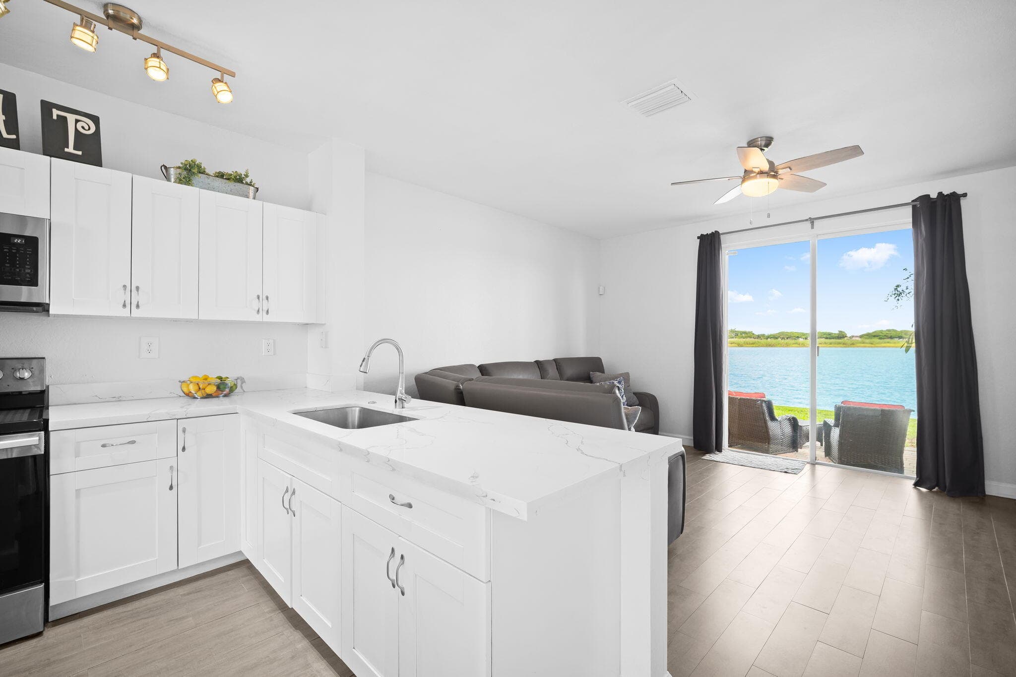 9155 SW 227th Street 9, Cutler Bay, FL 33190 — photo 15 of 35