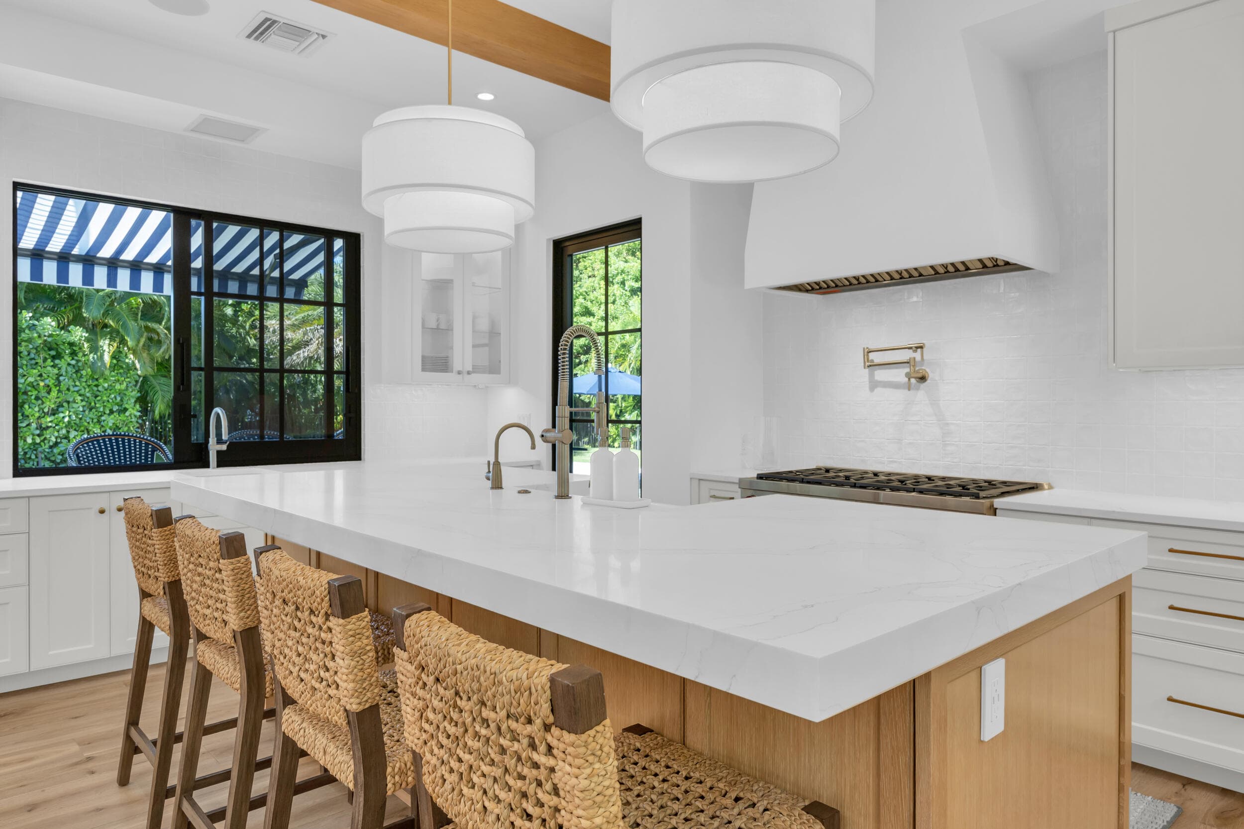 44 S Beach Road, Jupiter Island, FL 33455 — photo 22 of 75