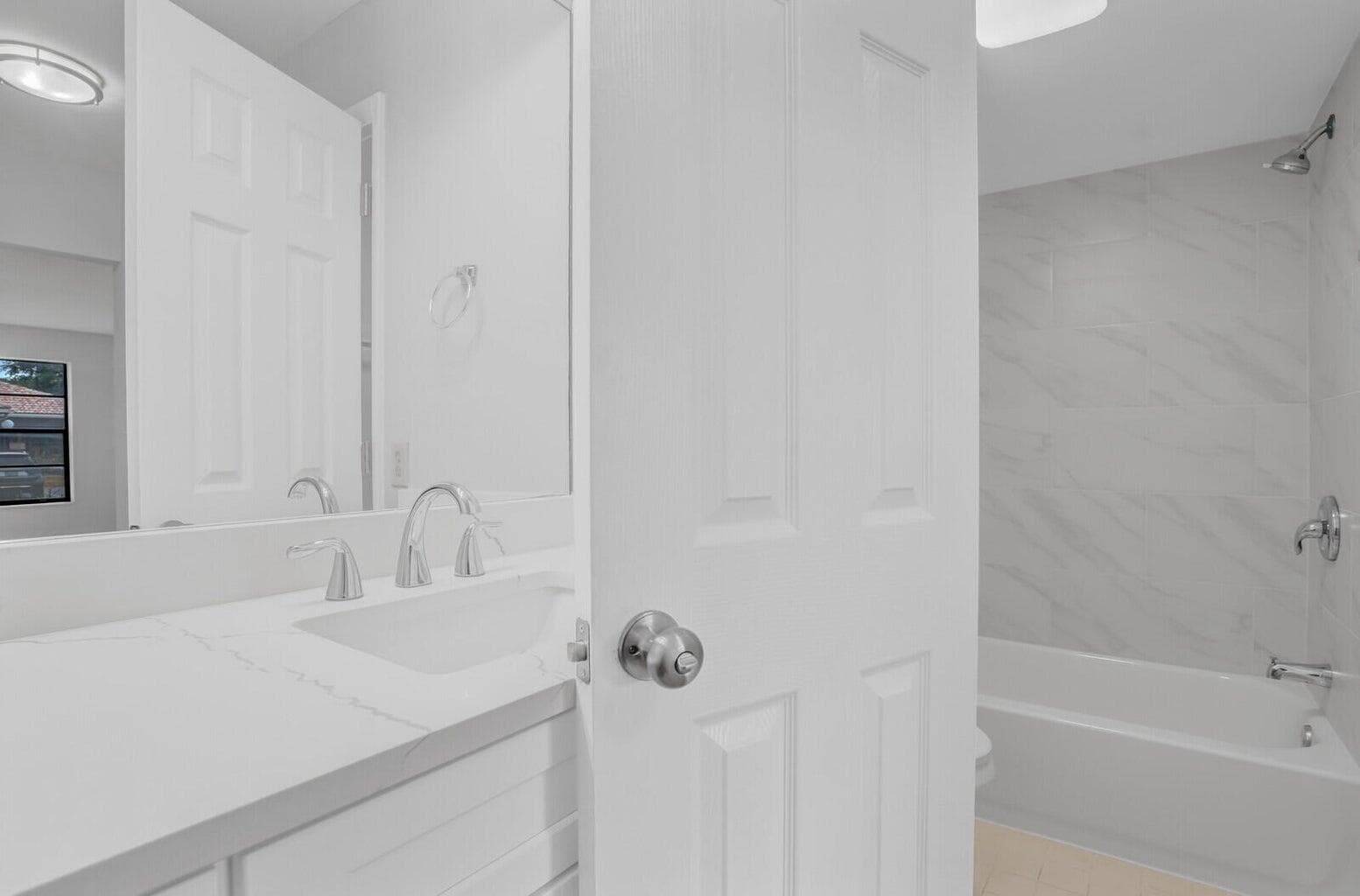 9840 Pineapple Tree Drive 103, Boynton Beach, FL 33436 — photo 19 of 26
