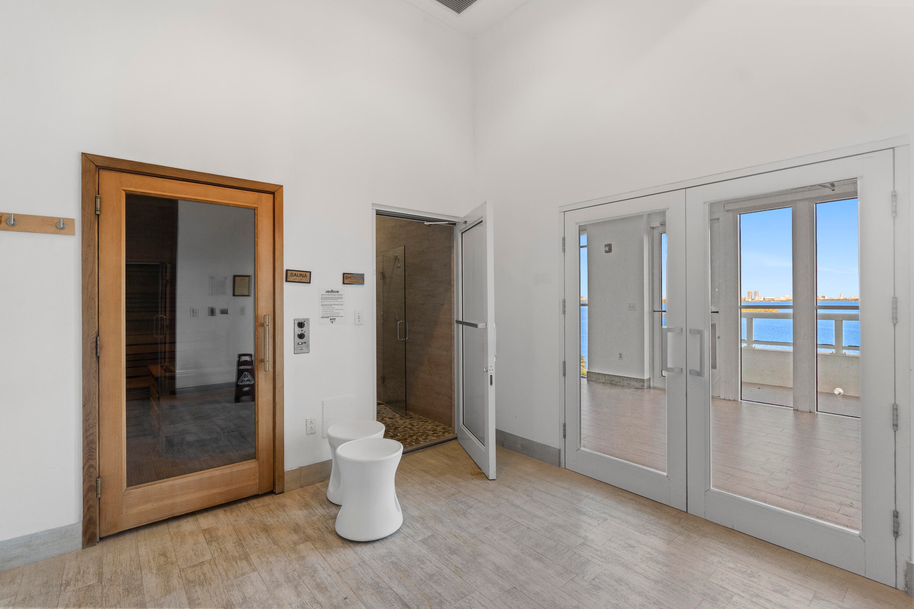 1800 N Bayshore Drive 3802, Miami, FL 33132 — photo 35 of 54