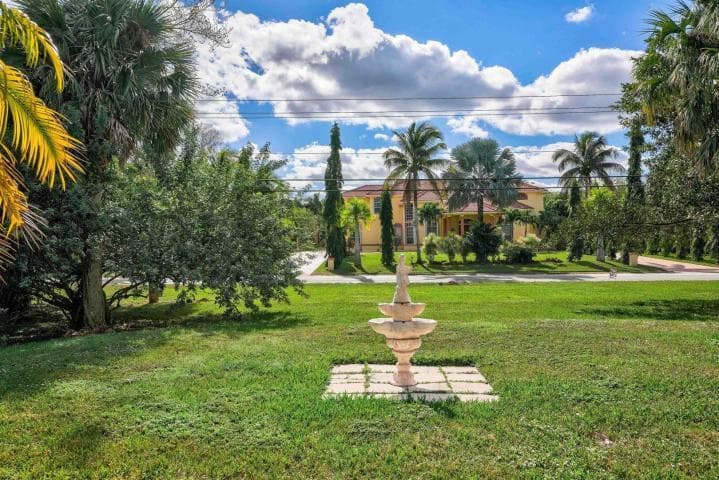 8671 155th Place N, Palm Beach Gardens, FL 33418 — photo 8 of 111