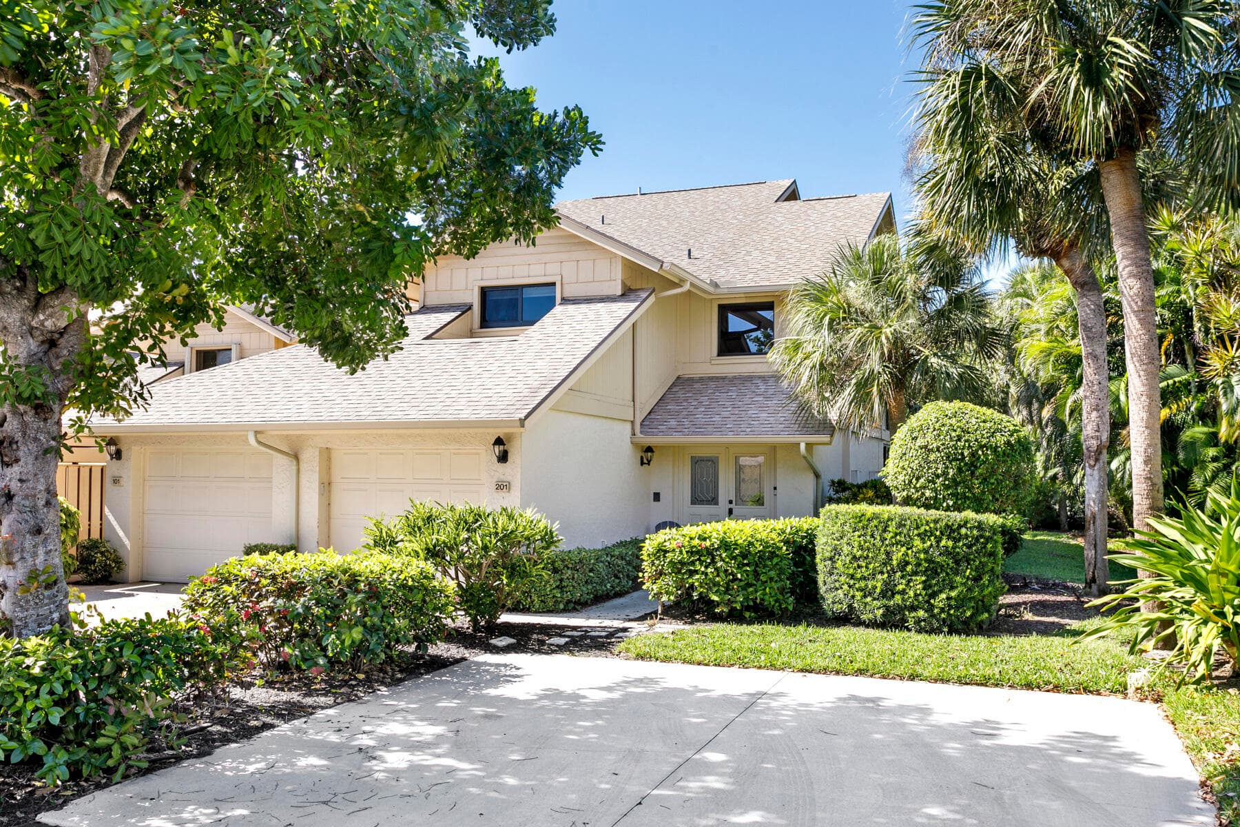 17137 Waterbend Drive 201, Jupiter, FL 33477 — photo 3 of 43