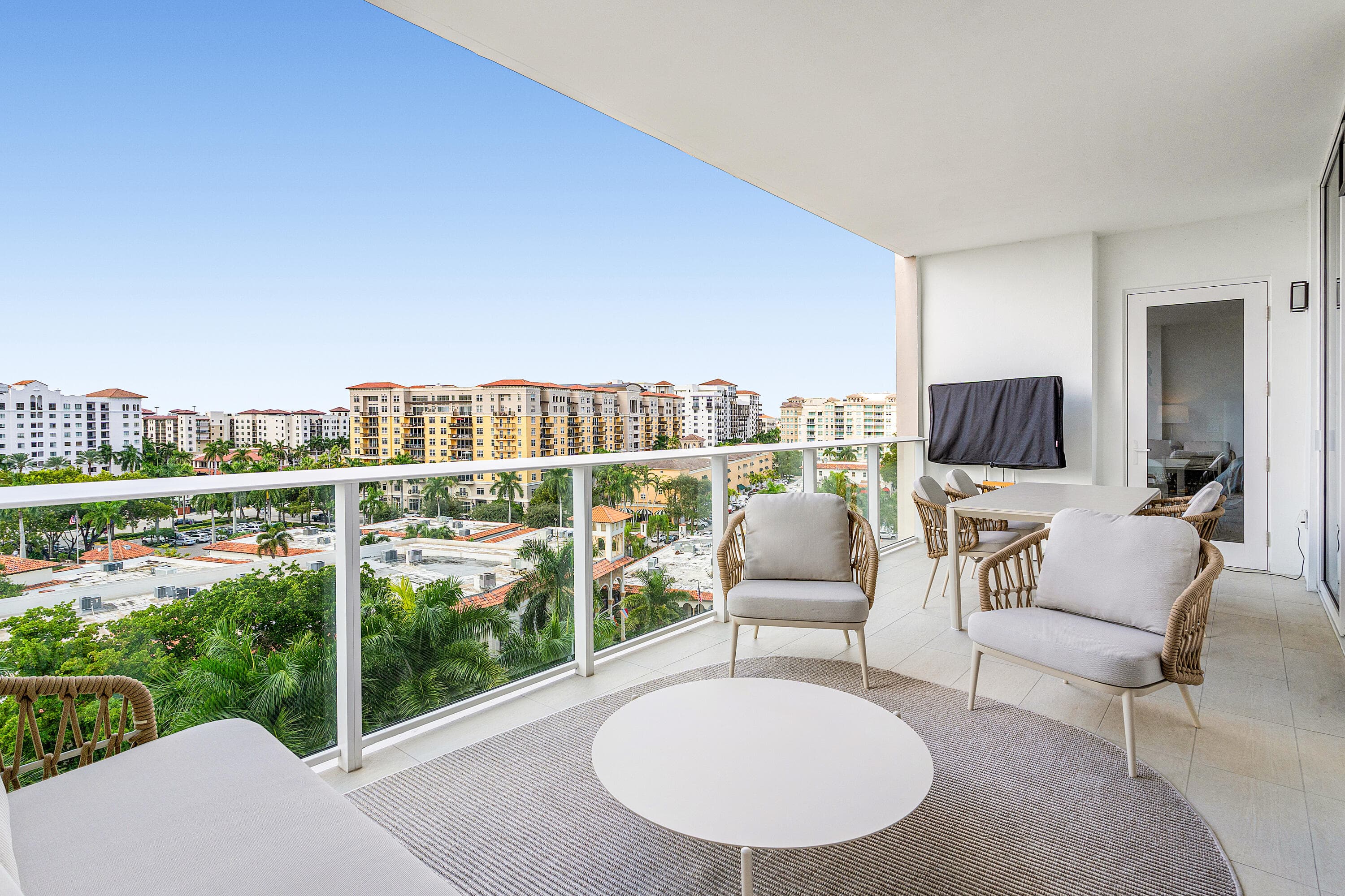 220 SE Mizner Boulevard 810, Boca Raton, FL 33432 — photo 11 of 39