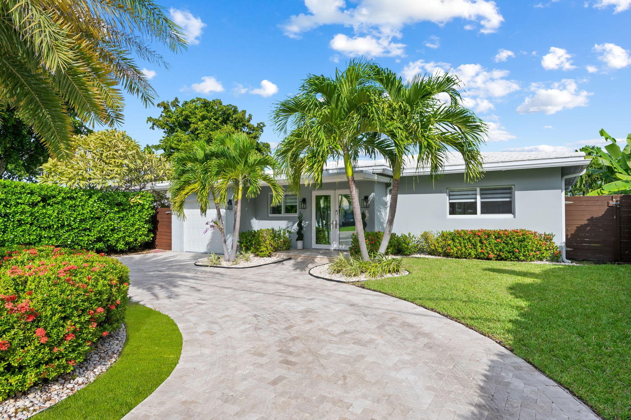 2331 SE 14th Street, Pompano Beach, FL 33062 — photo 3 of 43
