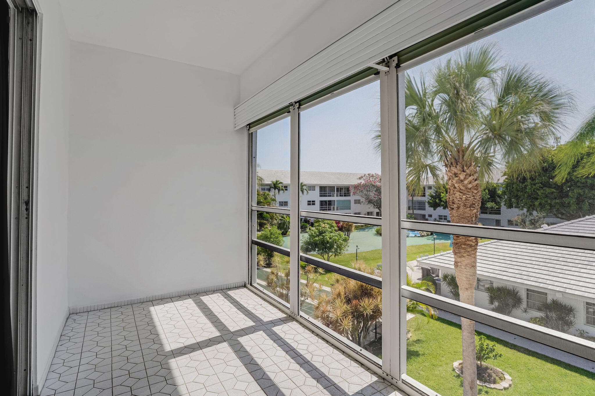 2050 NE 39th Street E307, Lighthouse Point, FL 33064 — photo 33 of 42