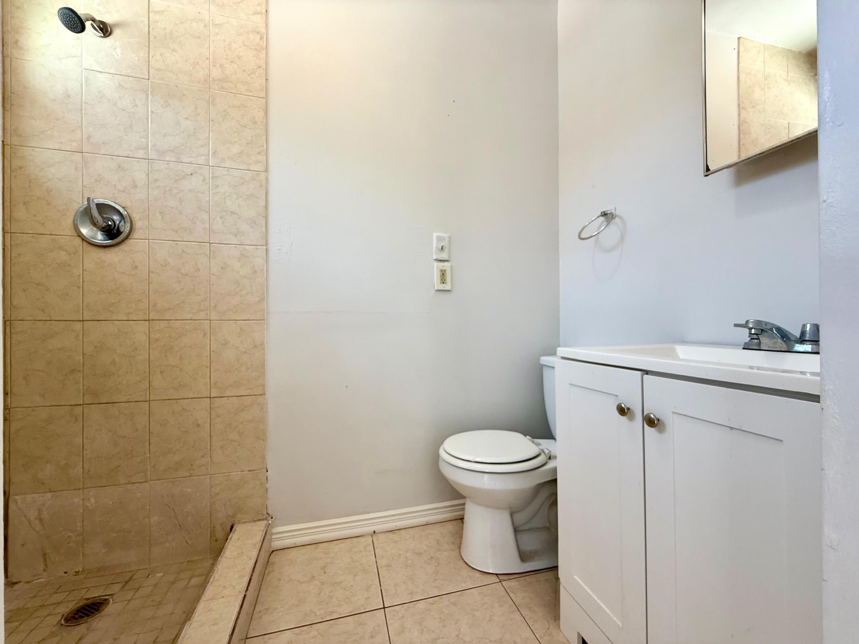 926 33rd Street Back, West Palm Beach, FL 33407 — photo 5 of 7