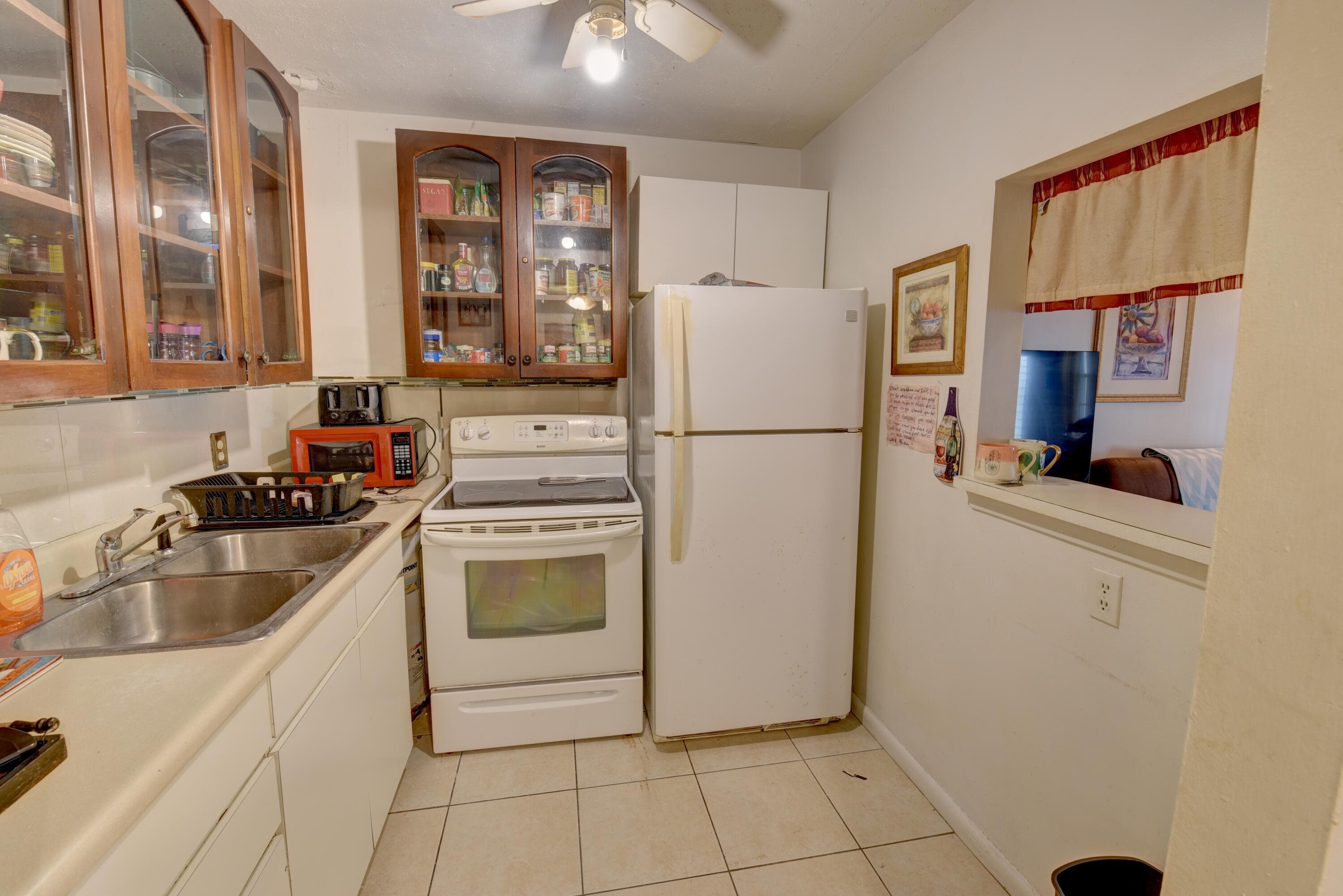 383 Markham R, Deerfield Beach, FL 33442 — photo 3 of 18