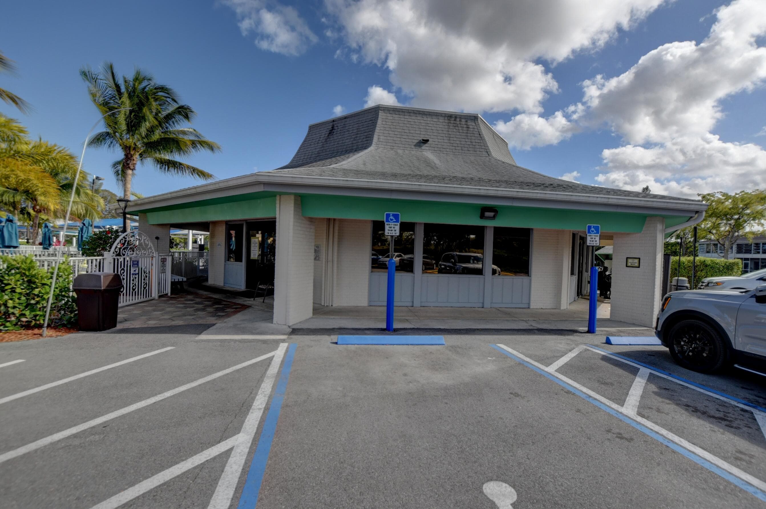 383 Markham R, Deerfield Beach, FL 33442 — photo 15 of 18