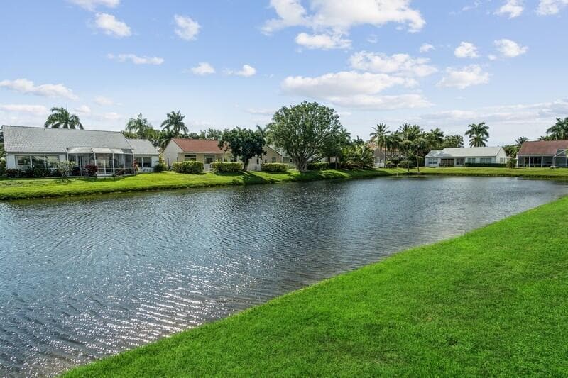 1049 Siena Oaks Circle E, Palm Beach Gardens, FL 33410 — photo 38 of 43