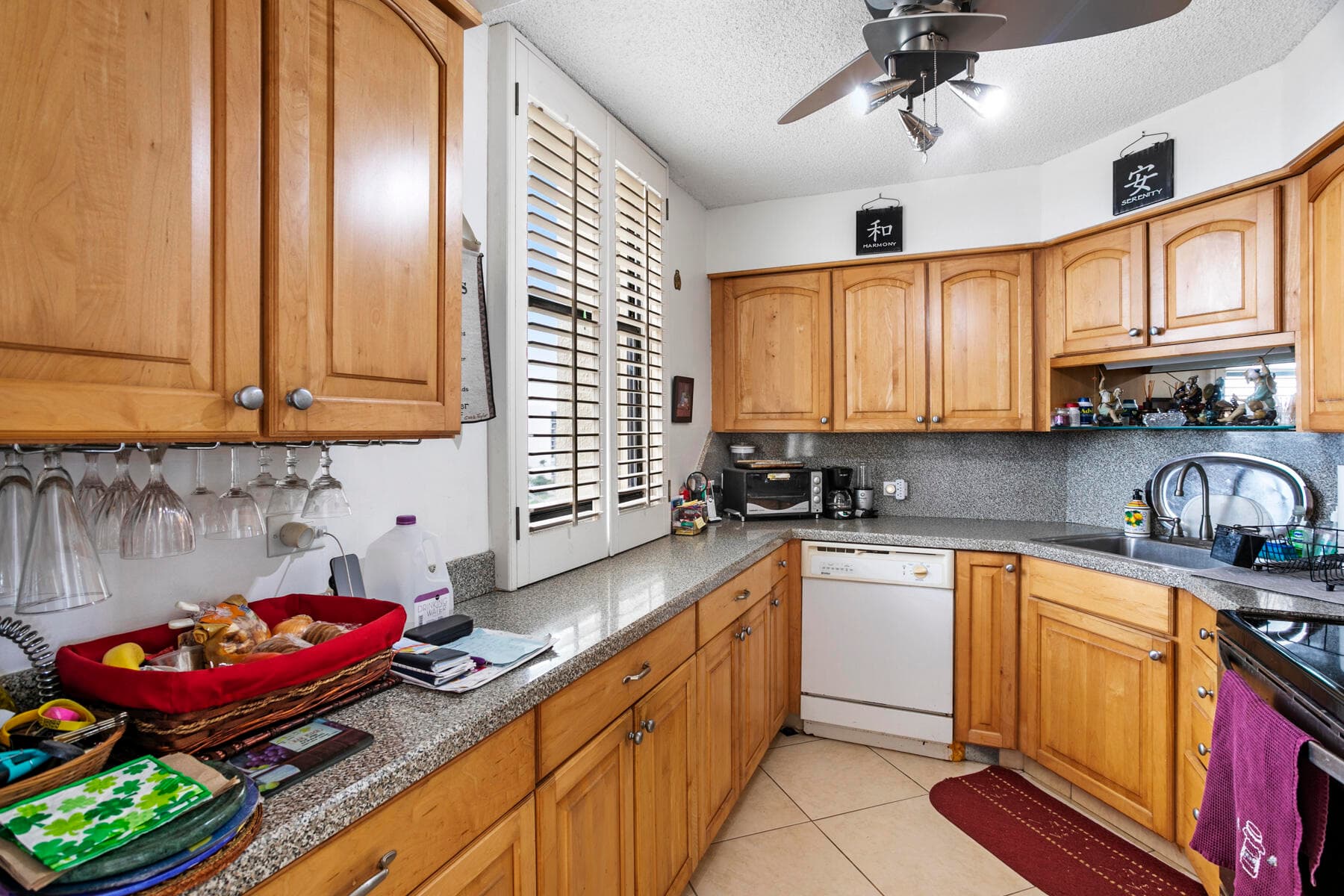 136 Lakeshore Drive 1010, North Palm Beach, FL 33408 — photo 5 of 10