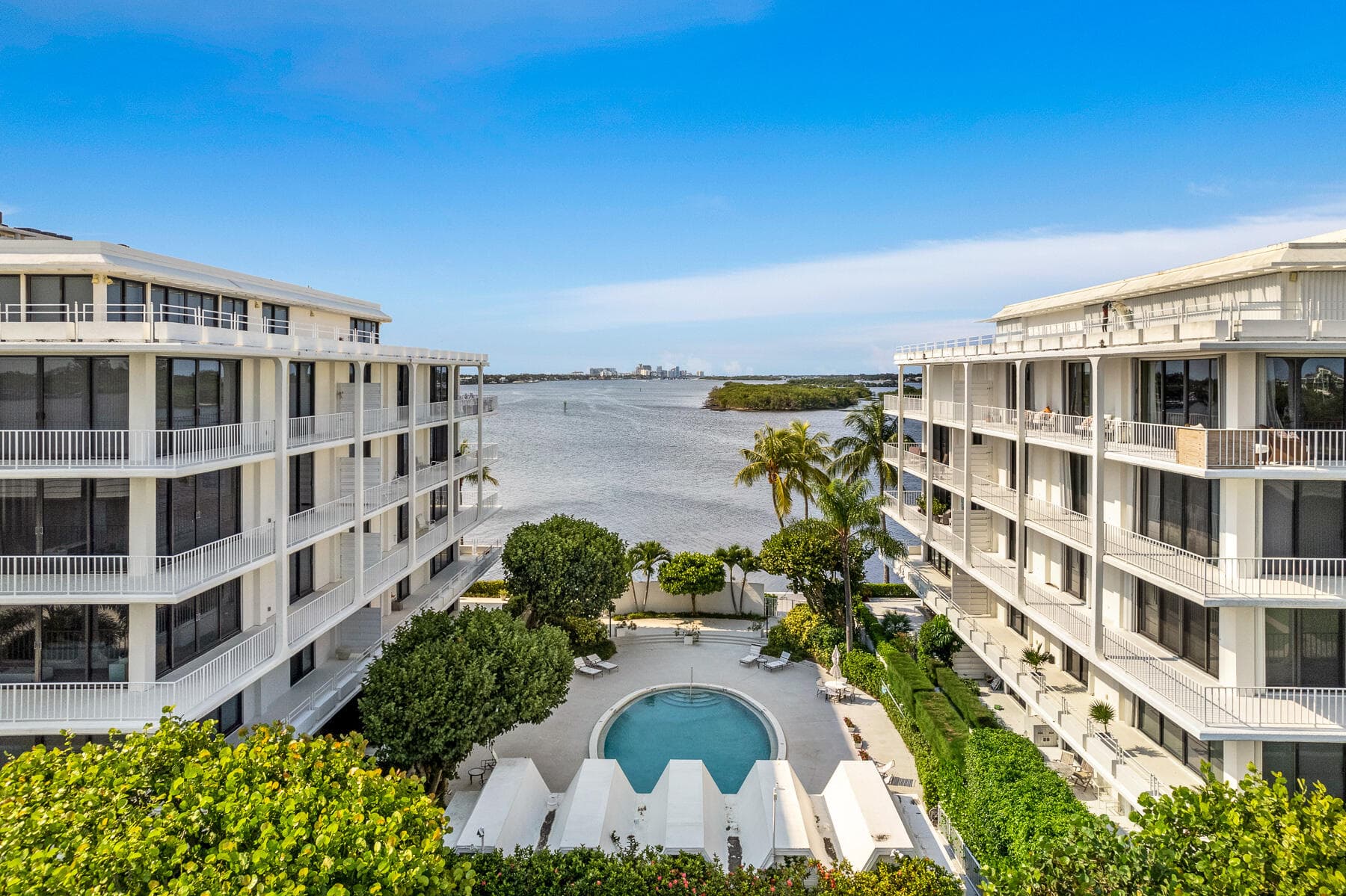 2160 Ibis Isle Road 1, Palm Beach, FL 33480 — photo 37 of 43