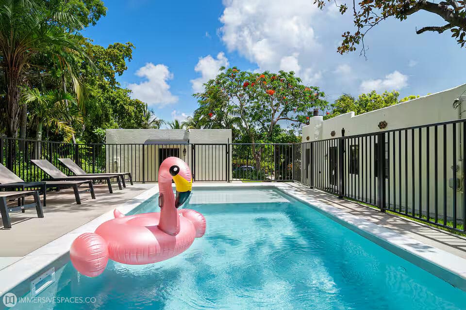 828 35th Street, West Palm Beach, FL 33407 — photo 2 of 33