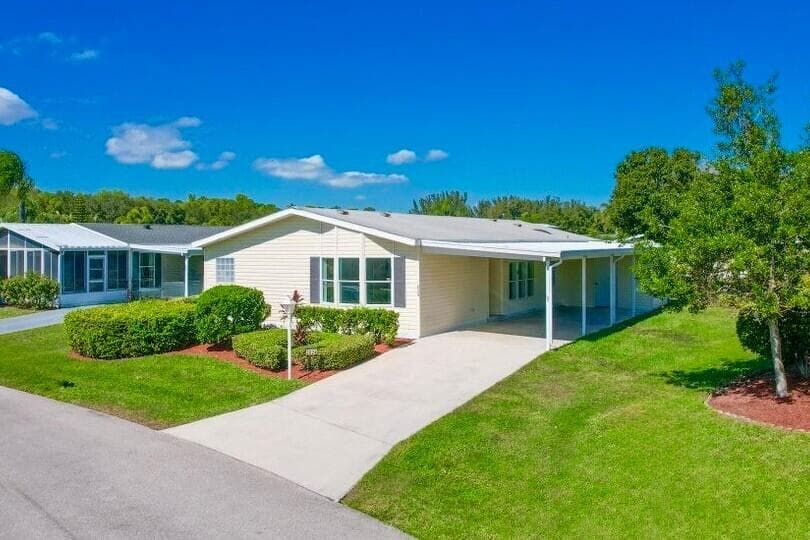 2824 Nine Iron Drive, Port St. Lucie, FL 34952 — photo 1 of 31