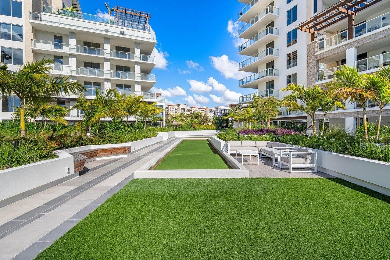 220 SE Mizner Boulevard 810, Boca Raton, FL 33432 — photo 32 of 39