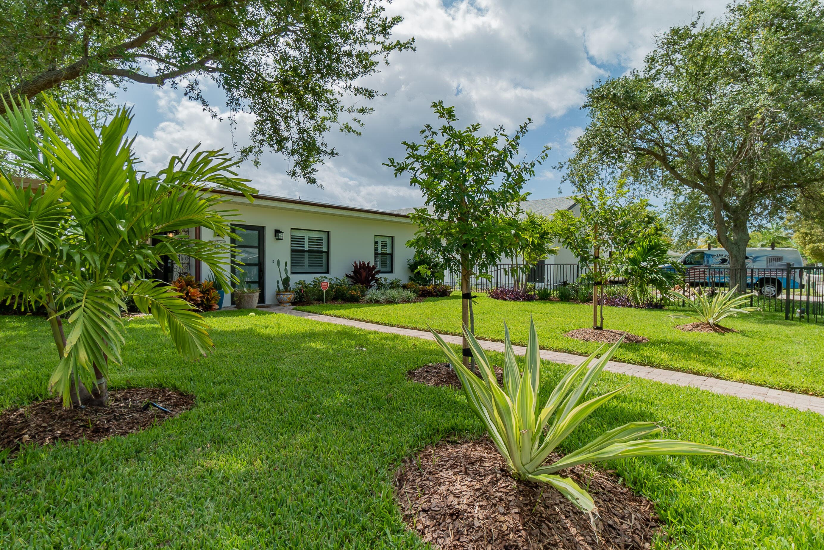 301 S Swinton Avenue, Delray Beach, FL 33444 — photo 4 of 29
