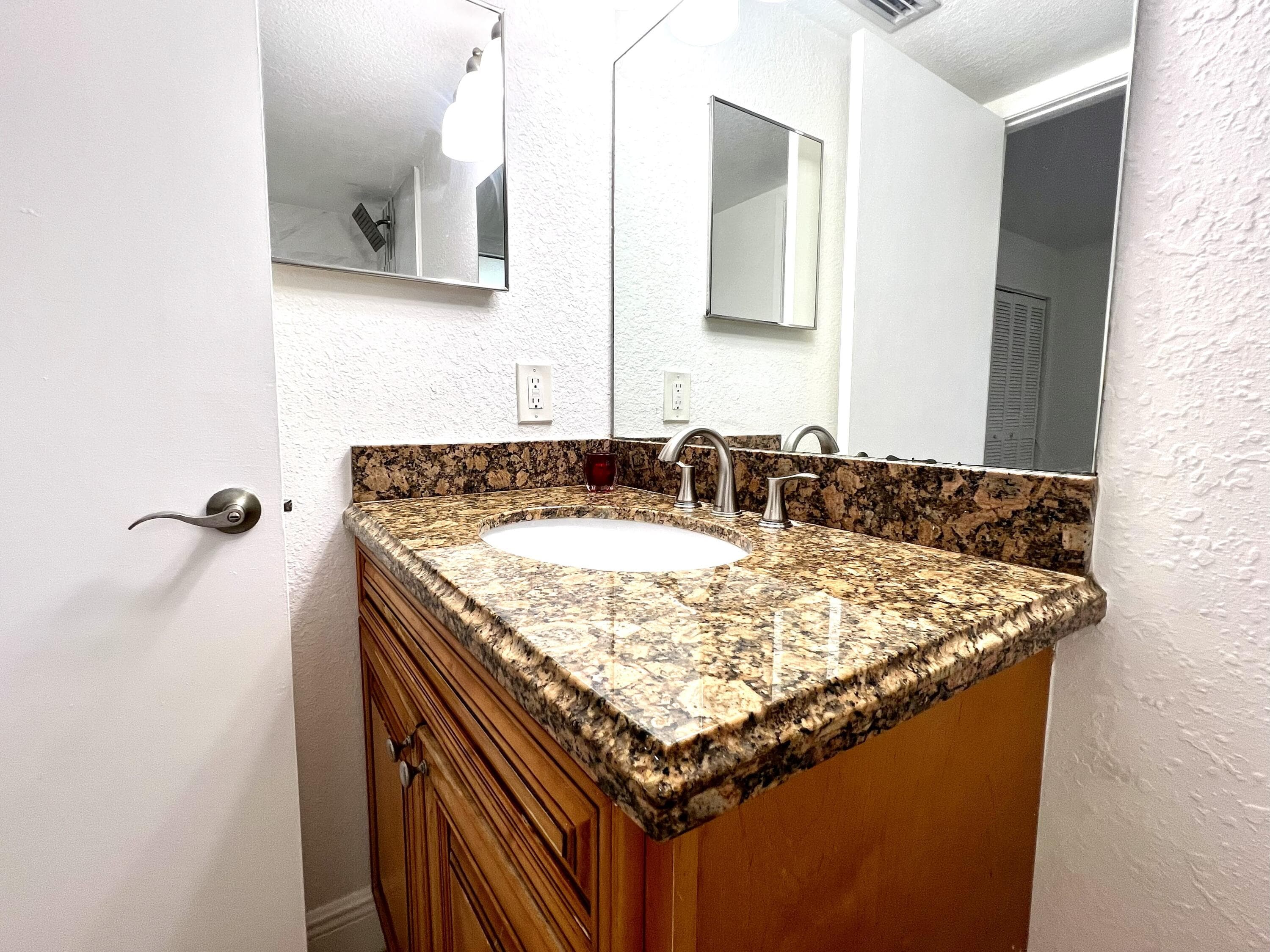 1581 Balfour Point Drive E, West Palm Beach, FL 33411 — photo 13 of 19