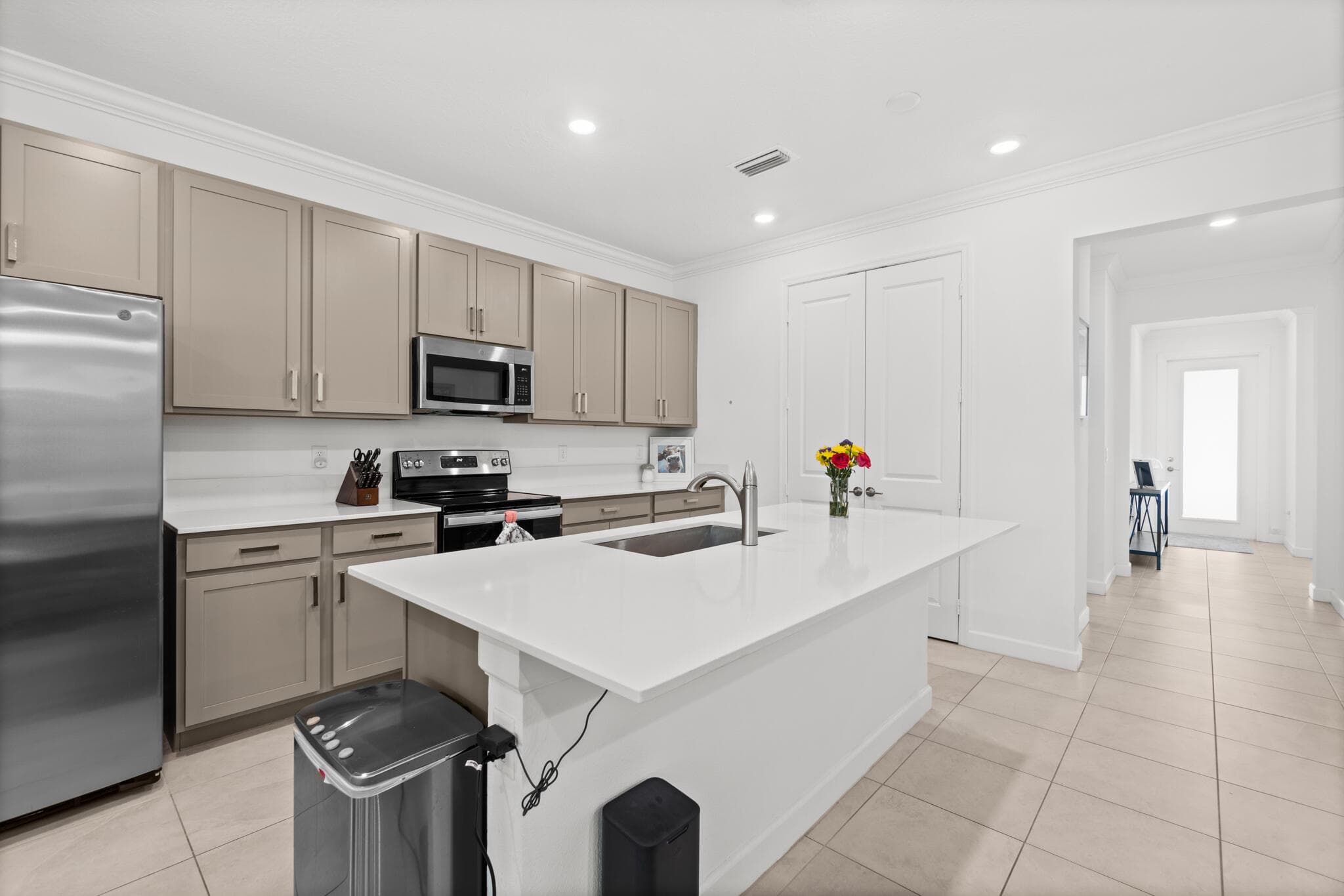 460 Veridian Circle NW, Palm Bay, FL 32907 — photo 14 of 81