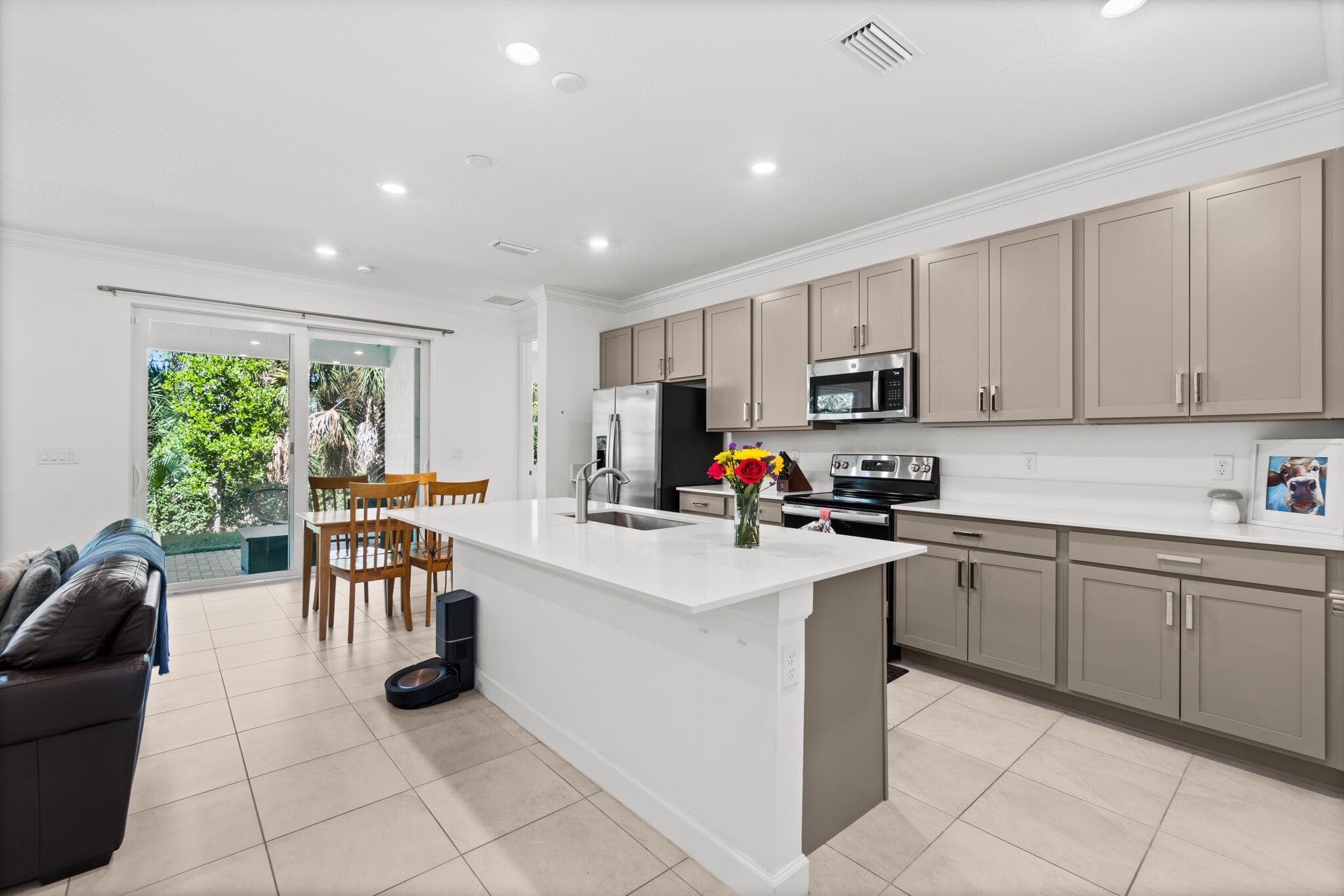 460 Veridian Circle NW, Palm Bay, FL 32907 — photo 5 of 81