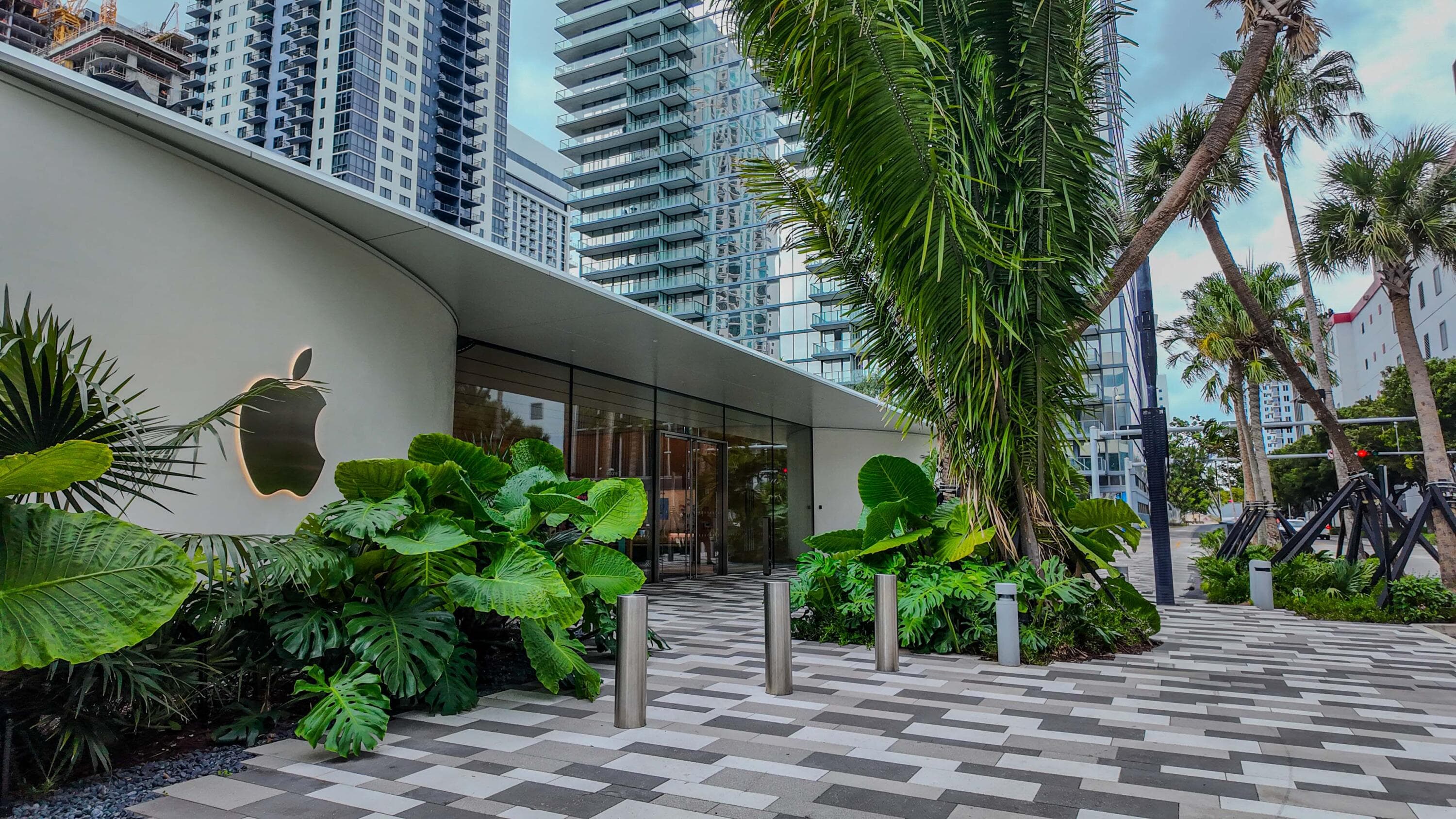 851 NE 1st Avenue 812, Miami, FL 33132 — photo 55 of 84