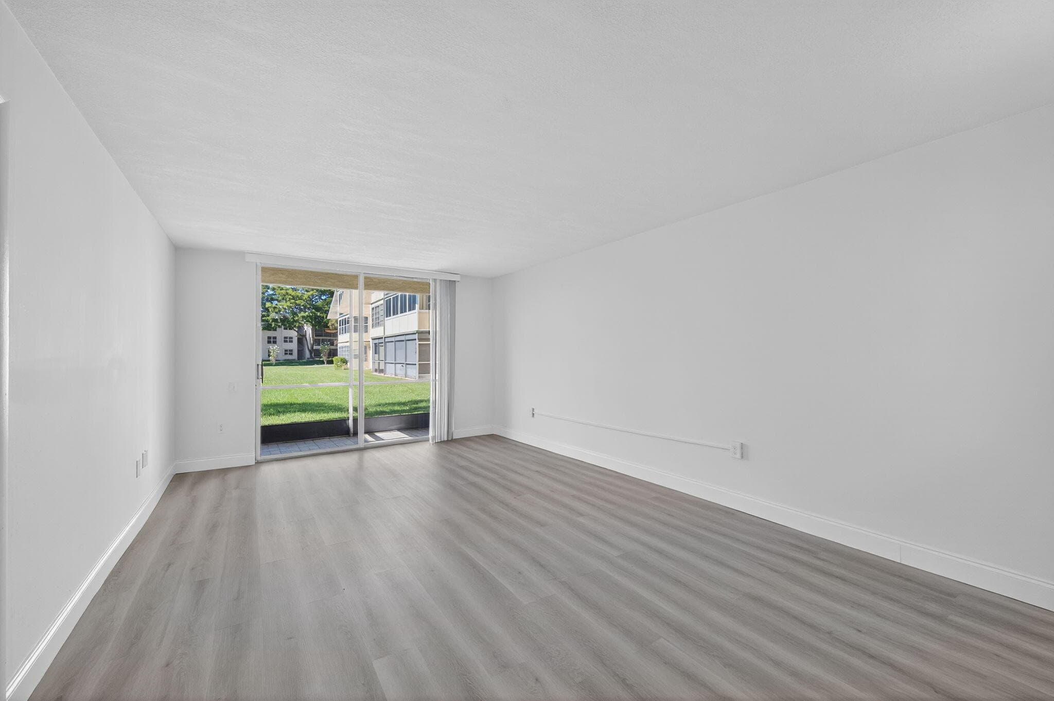 9090 Lime Bay Boulevard 102, Tamarac, FL 33321 — photo 4 of 24