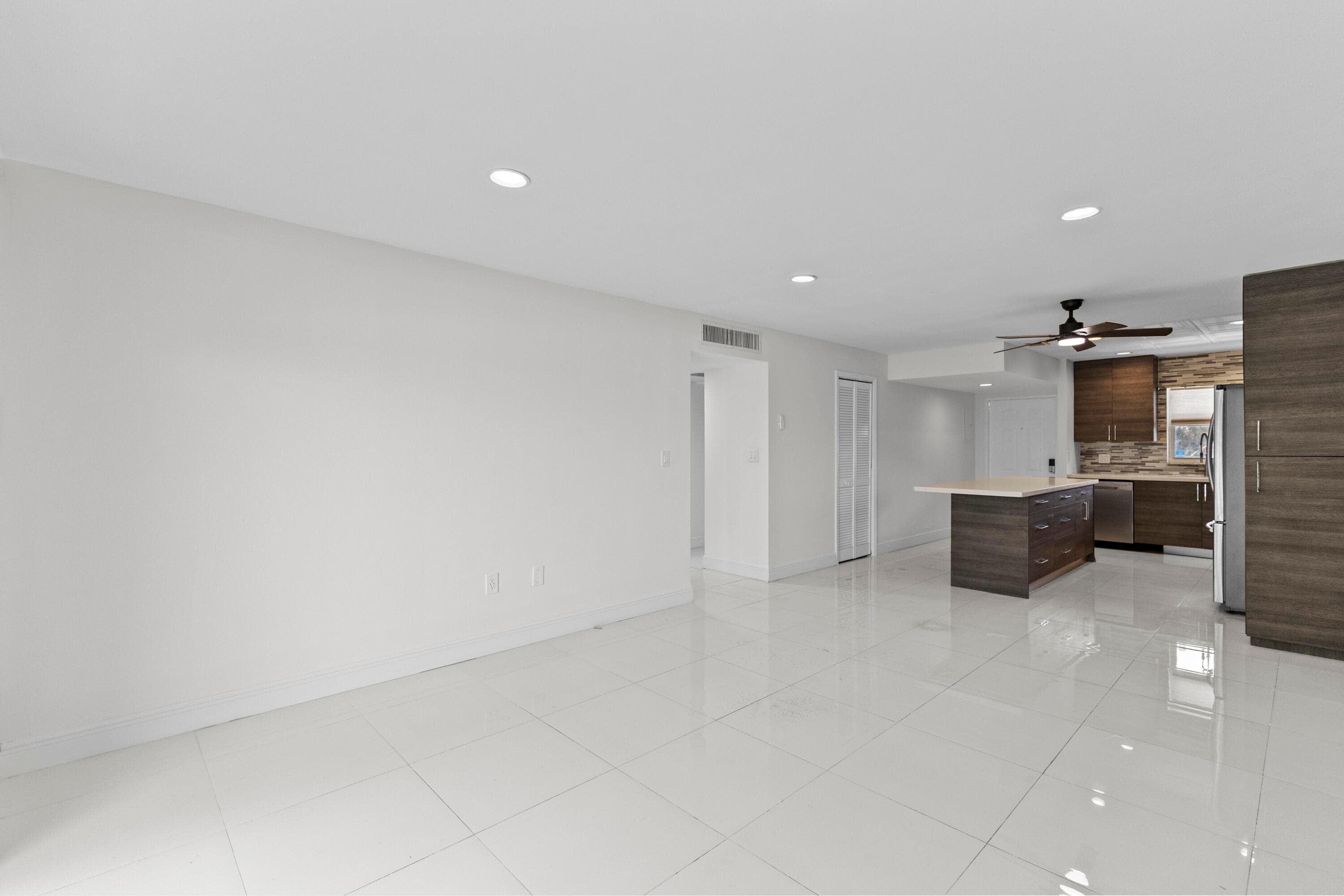 809 W Oakland Park Boulevard K12, Oakland Park, FL 33311 — photo 9 of 27