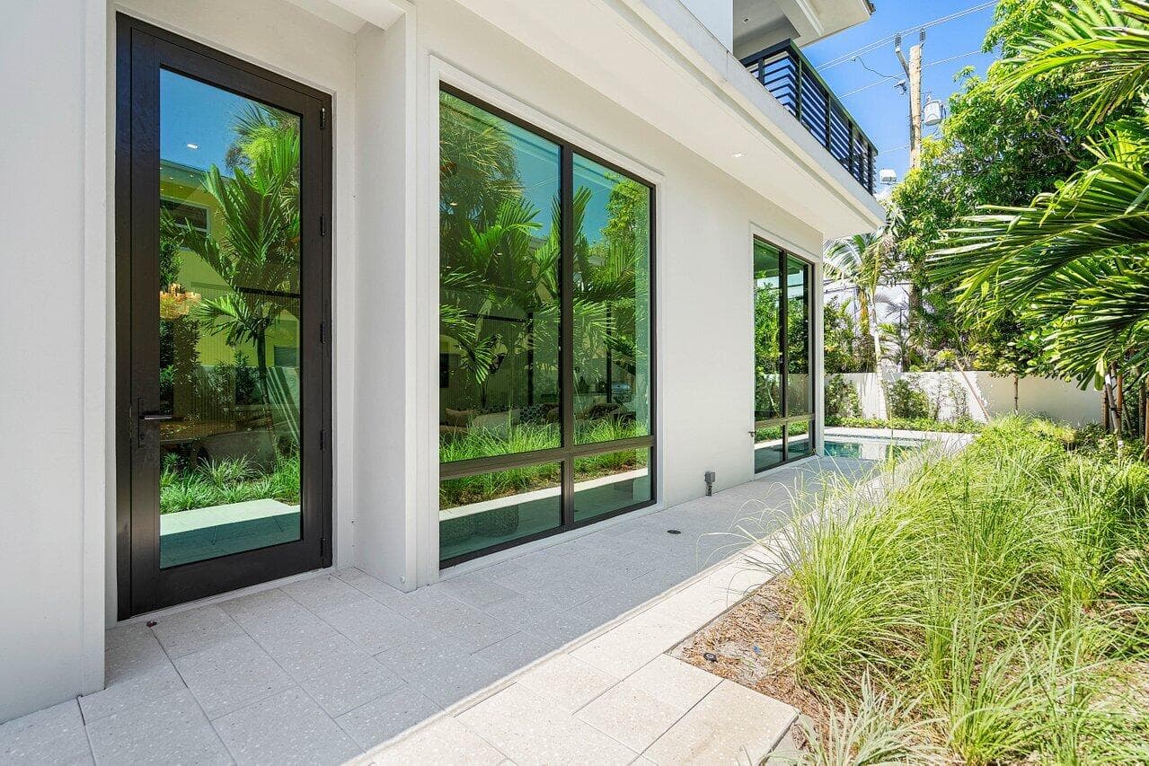 514 NE 7th Avenue, Delray Beach, FL 33483 — photo 3 of 51