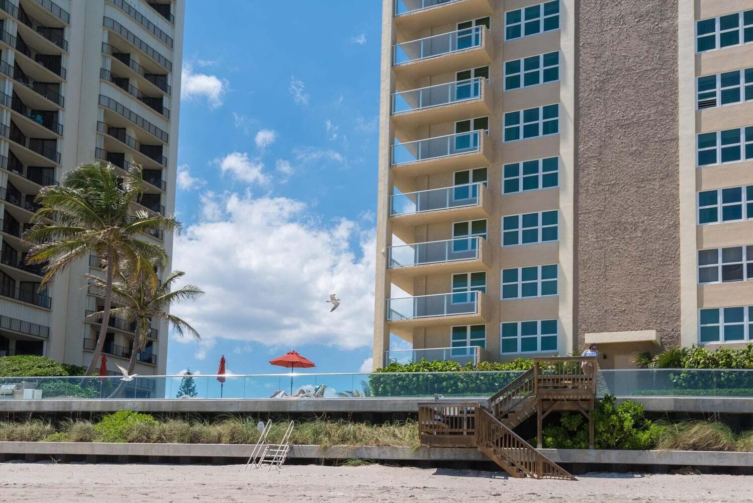 5440 N Ocean Drive 1002, Singer Island, FL 33404 — photo 4 of 70