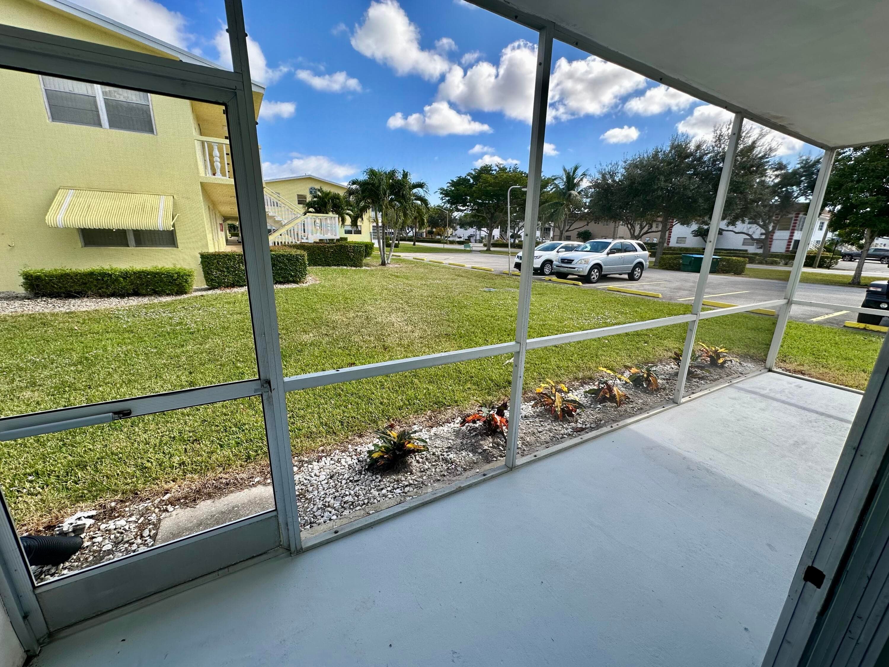 121 Sheffield F, West Palm Beach, FL 33417 — photo 20 of 29
