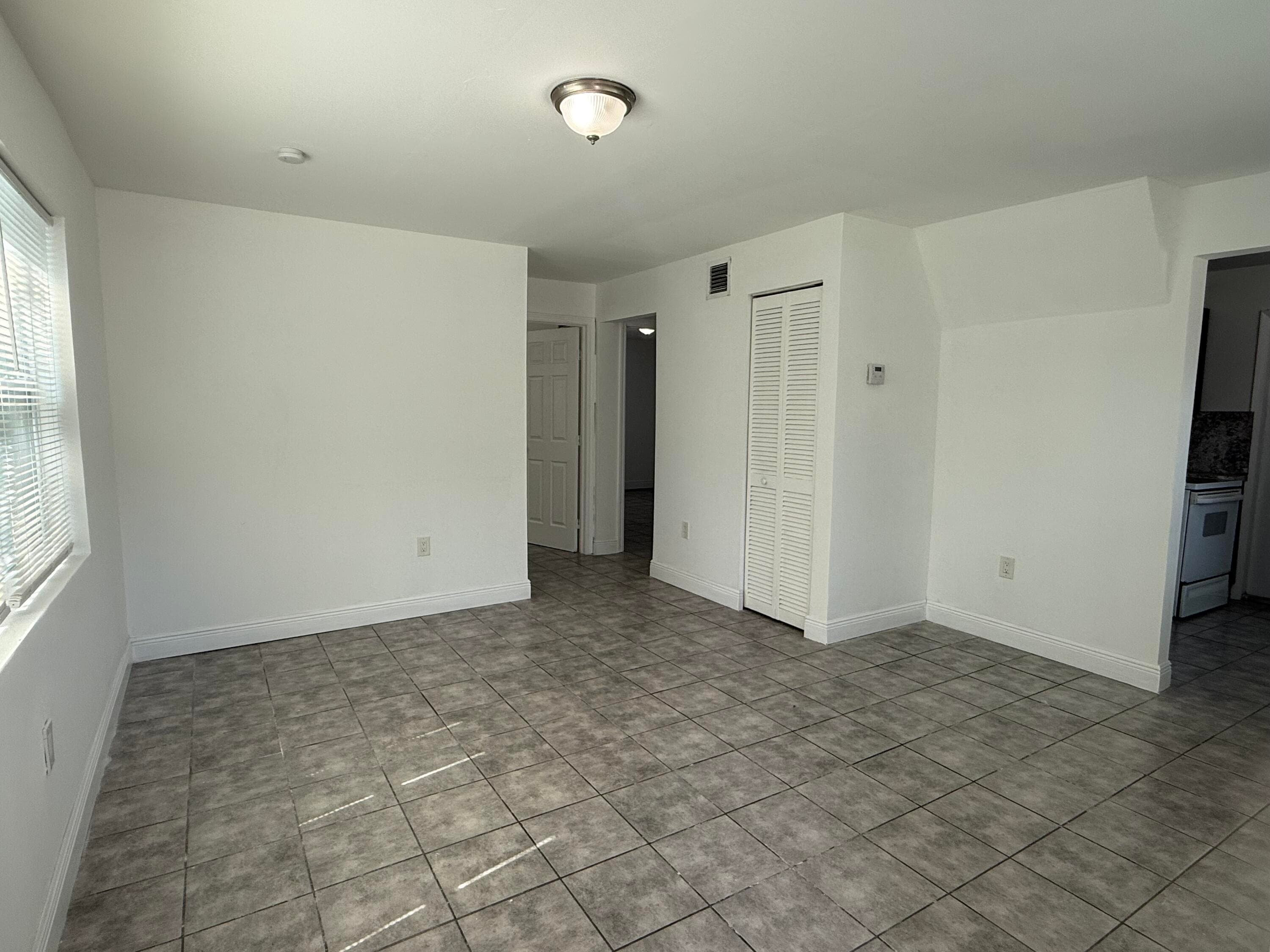 803 3rd Street, West Palm Beach, FL 33401 — photo 10 of 20