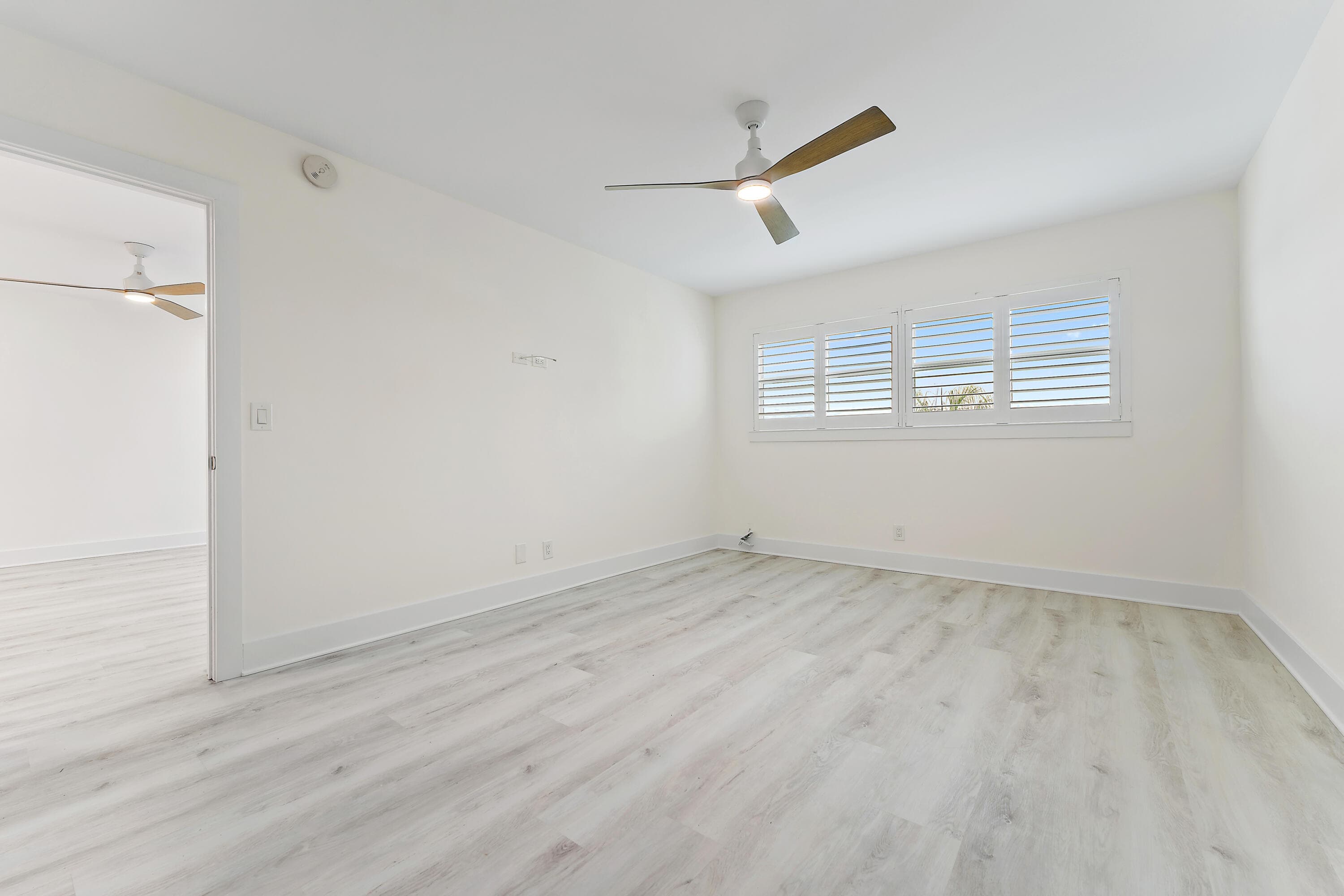 29 Yacht Club Drive 407, North Palm Beach, FL 33408 — photo 23 of 55
